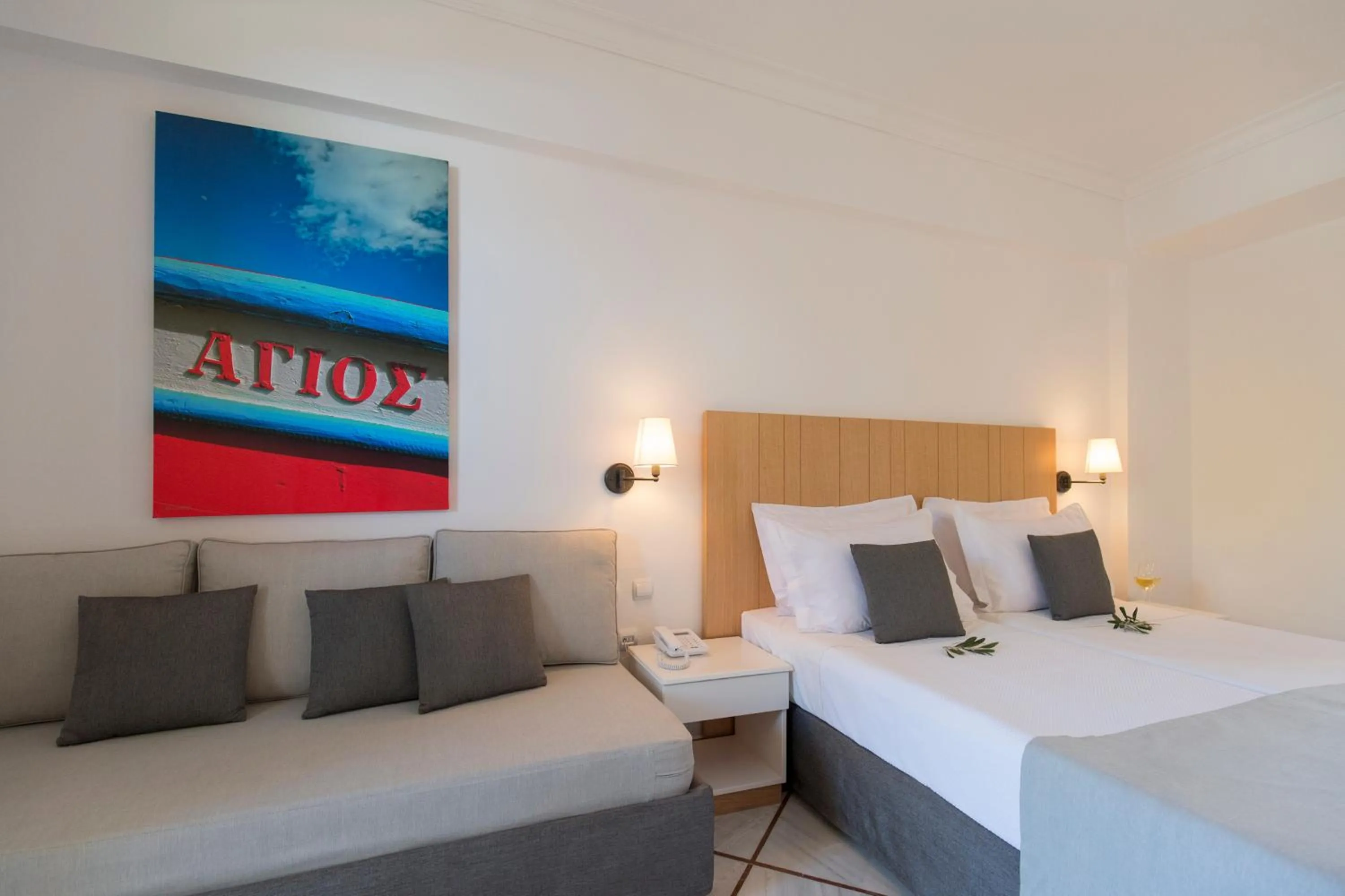 Decorative detail in Samaina Inn