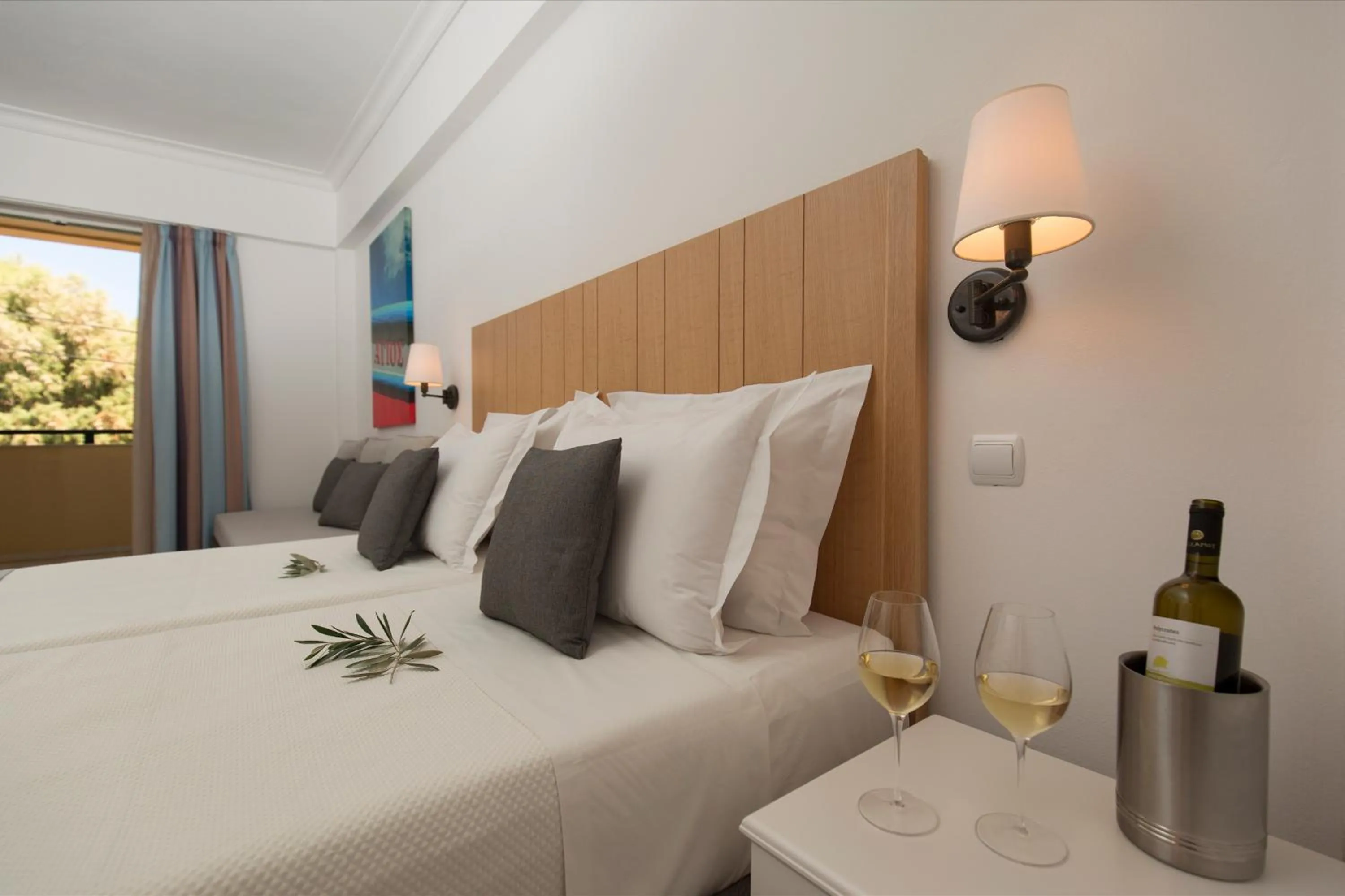 Mountain view in Samaina Inn