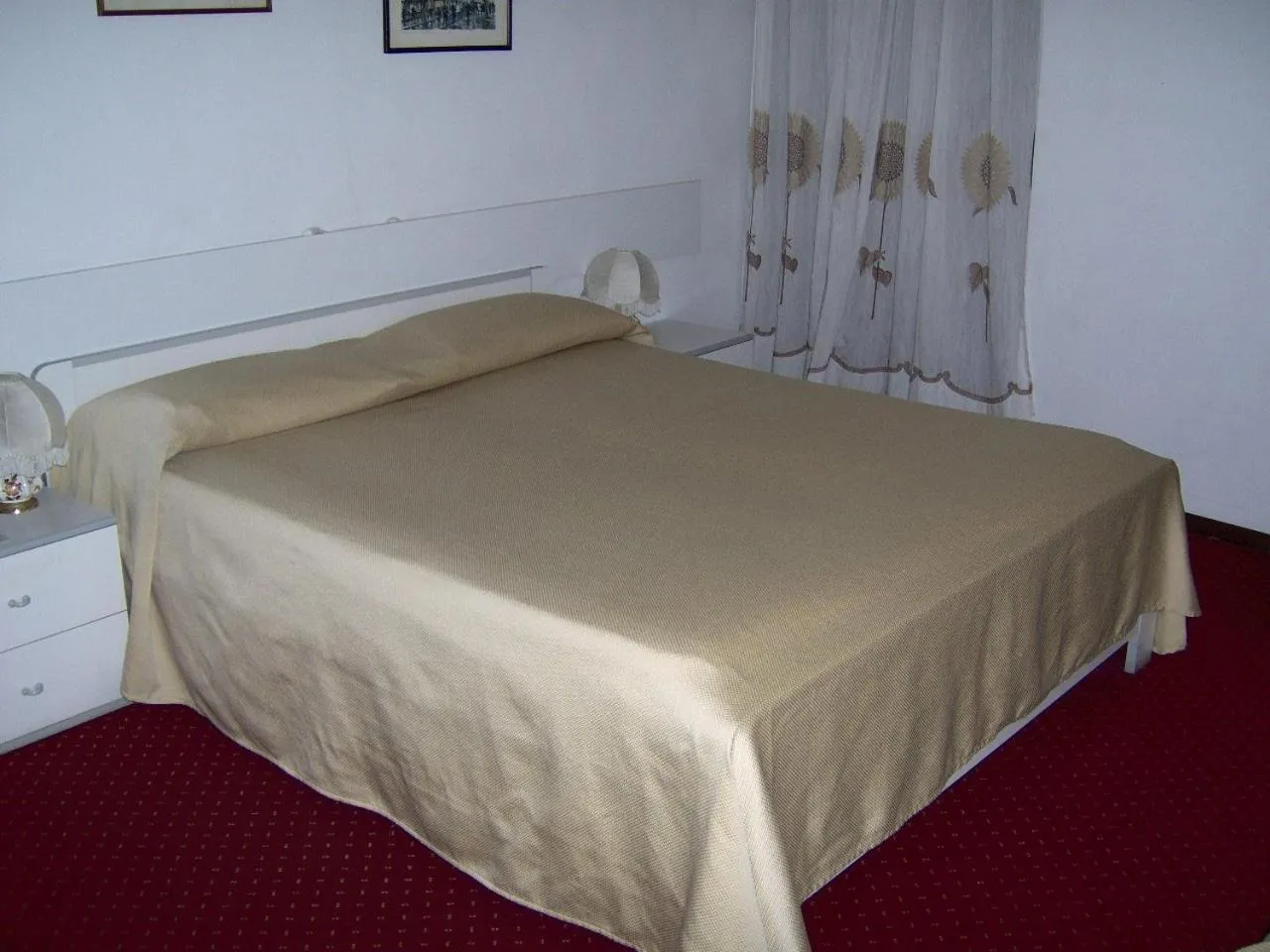 Bed in Lago Maggiore