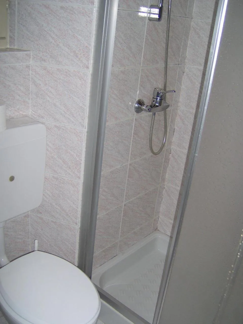 Toilet in Lago Maggiore