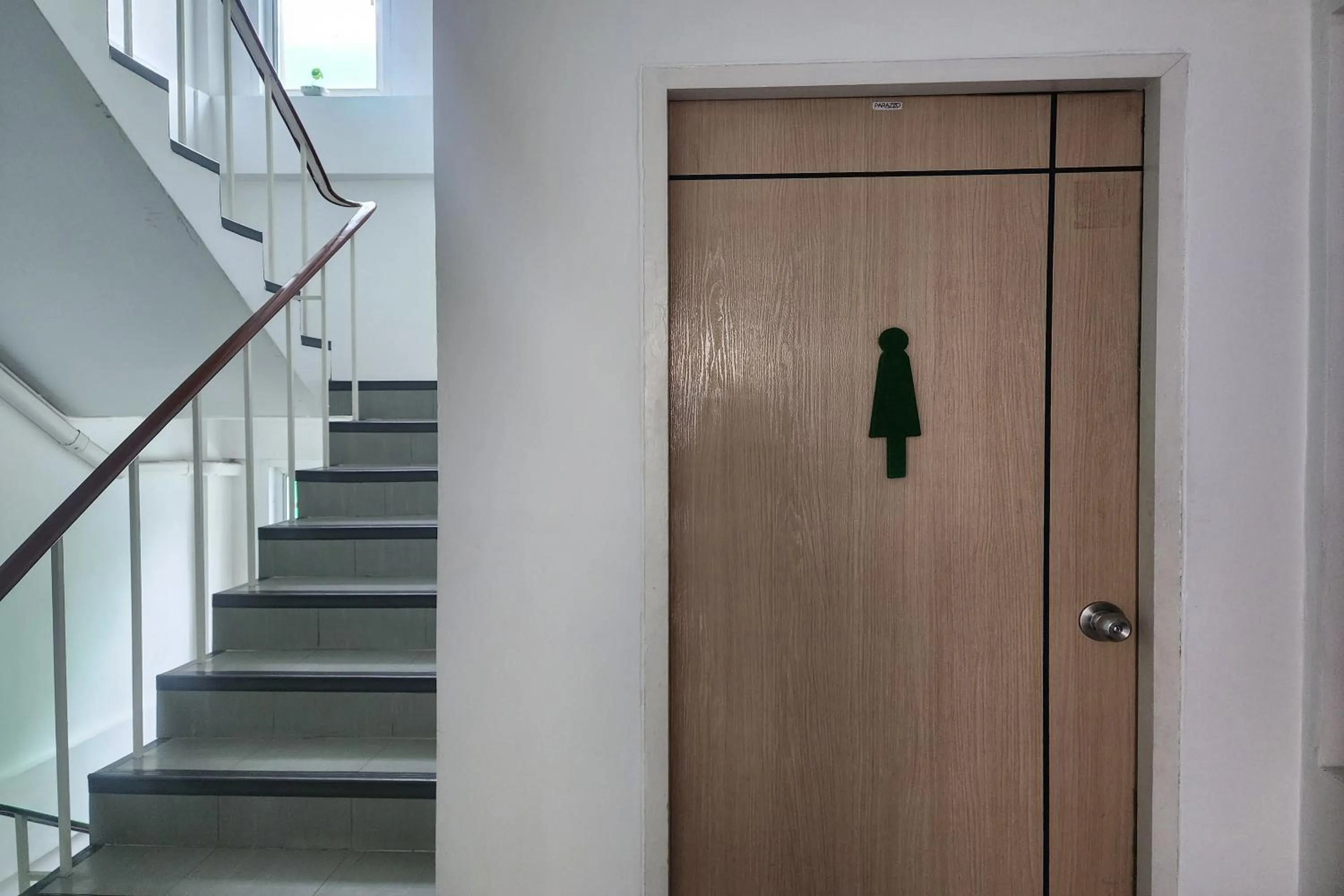 Bathroom in Ease Hostel