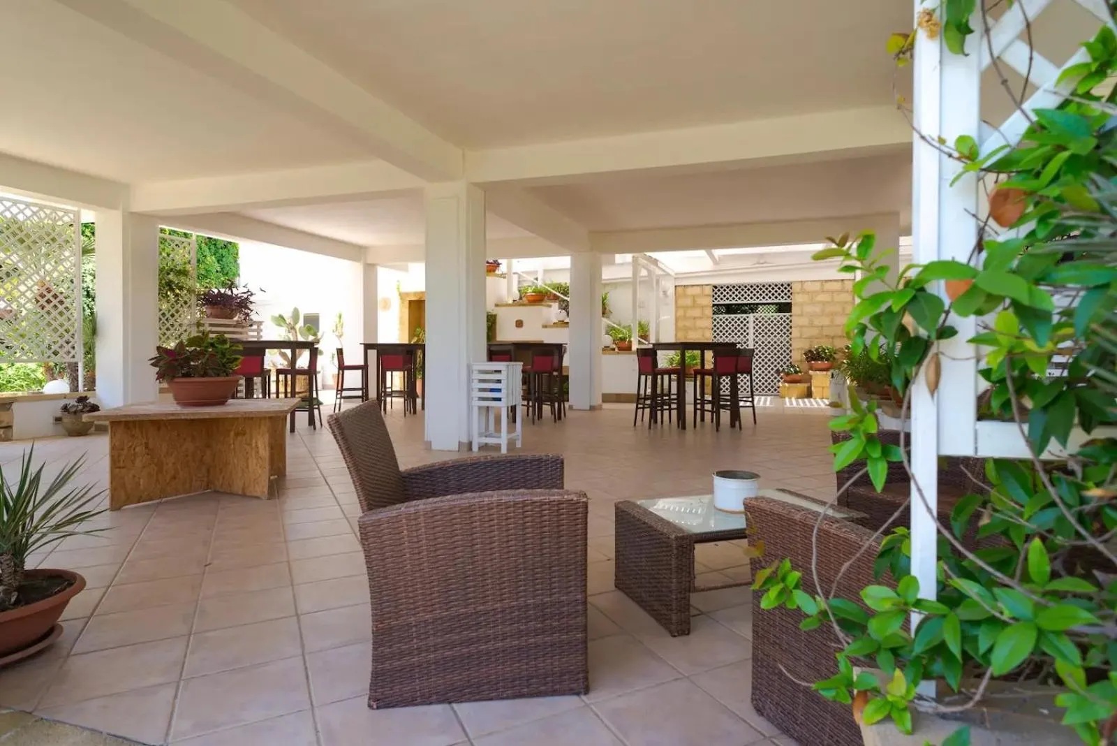 Patio in Hotel Jonio