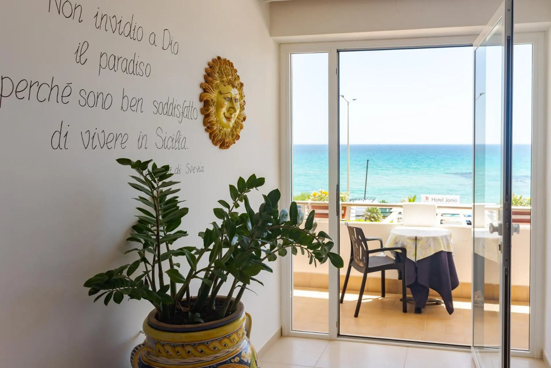 Hotel Jonio