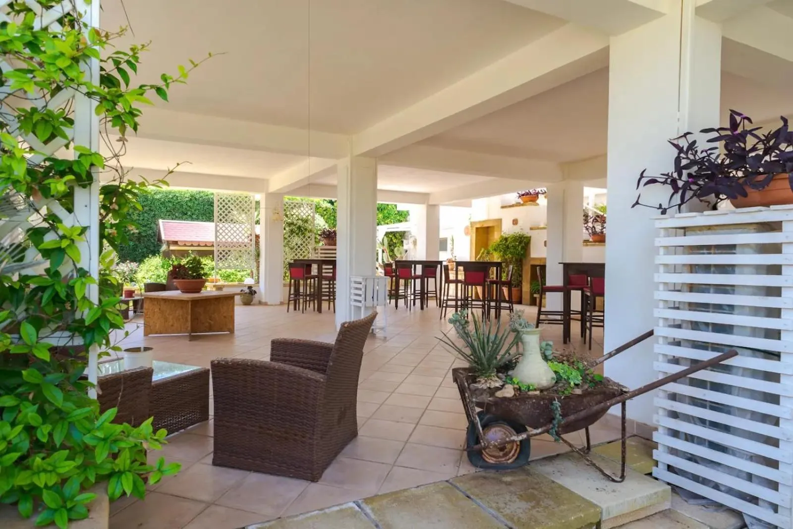 Patio in Hotel Jonio