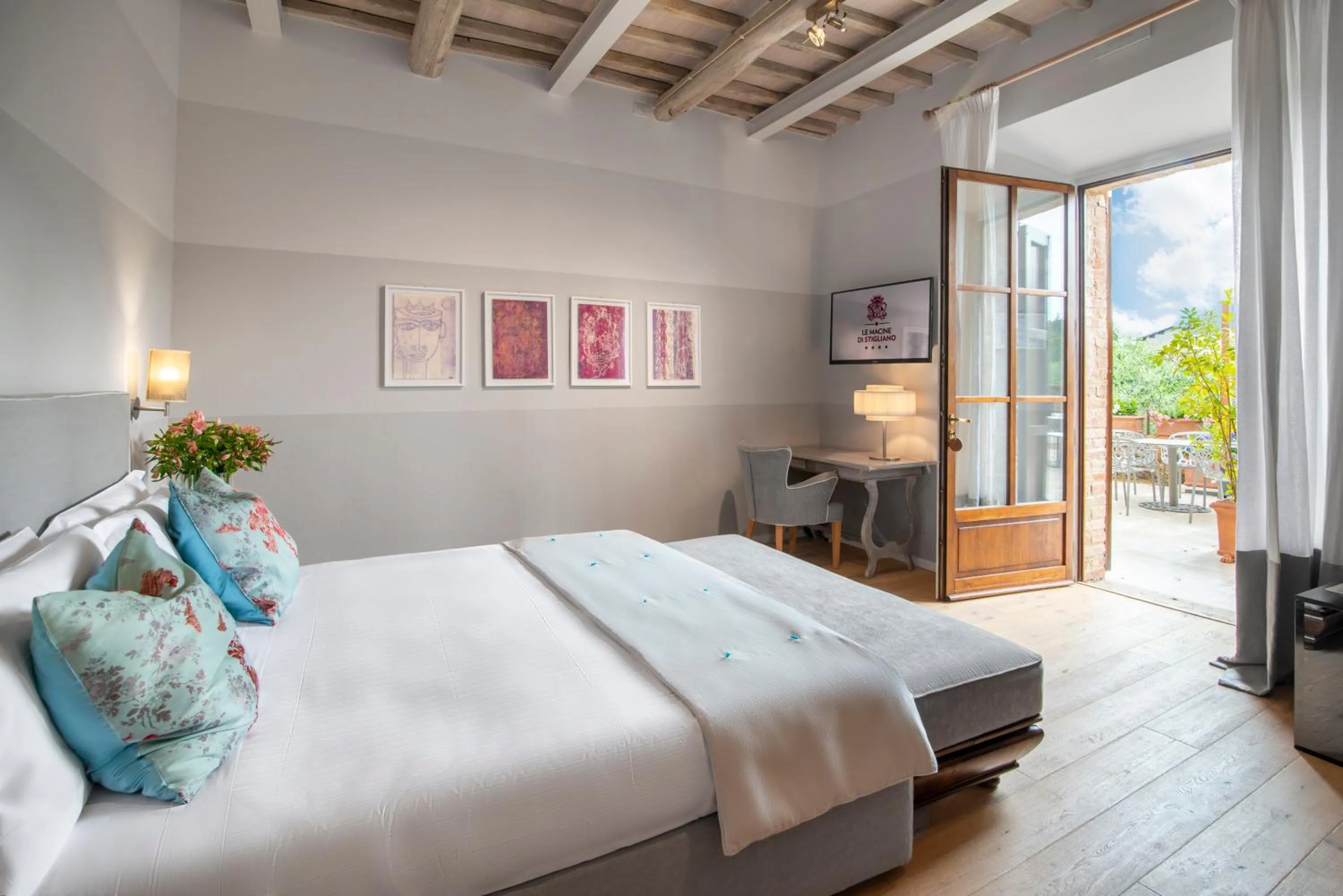 Bedroom, Bed in Relais Le Macine Di Stigliano