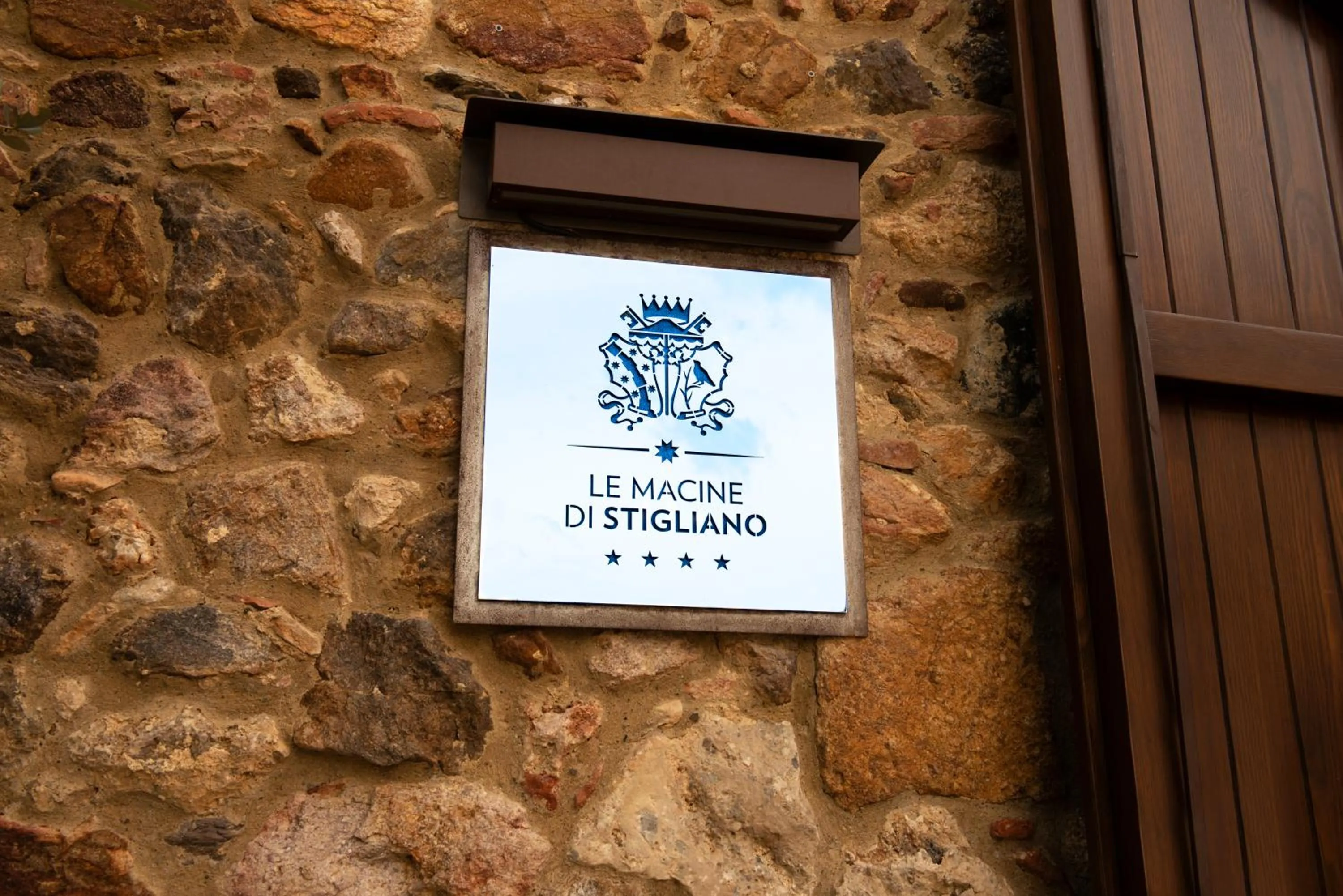 Property building in Relais Le Macine Di Stigliano