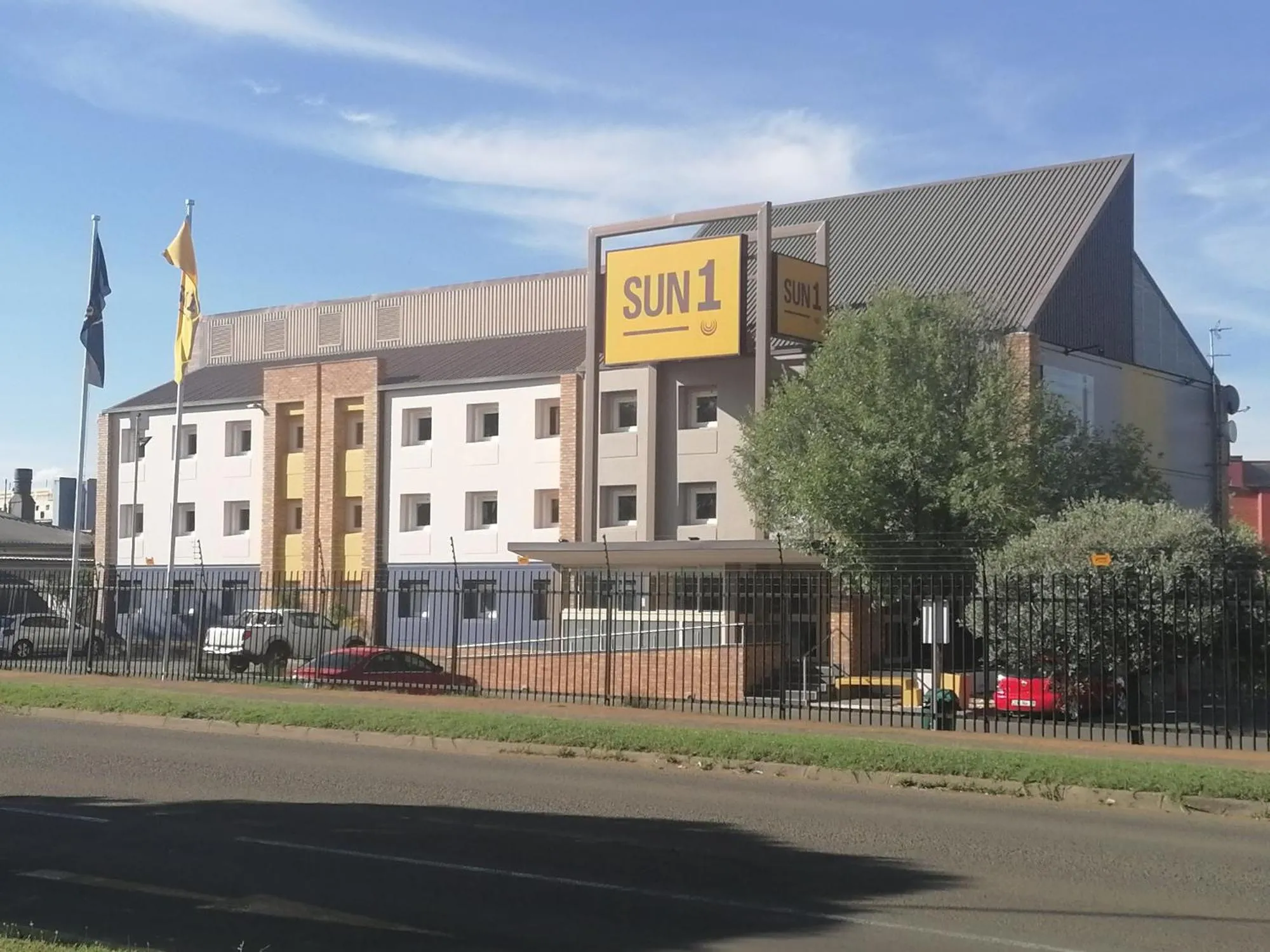 Property building in SUN1 BLOEMFONTEIN