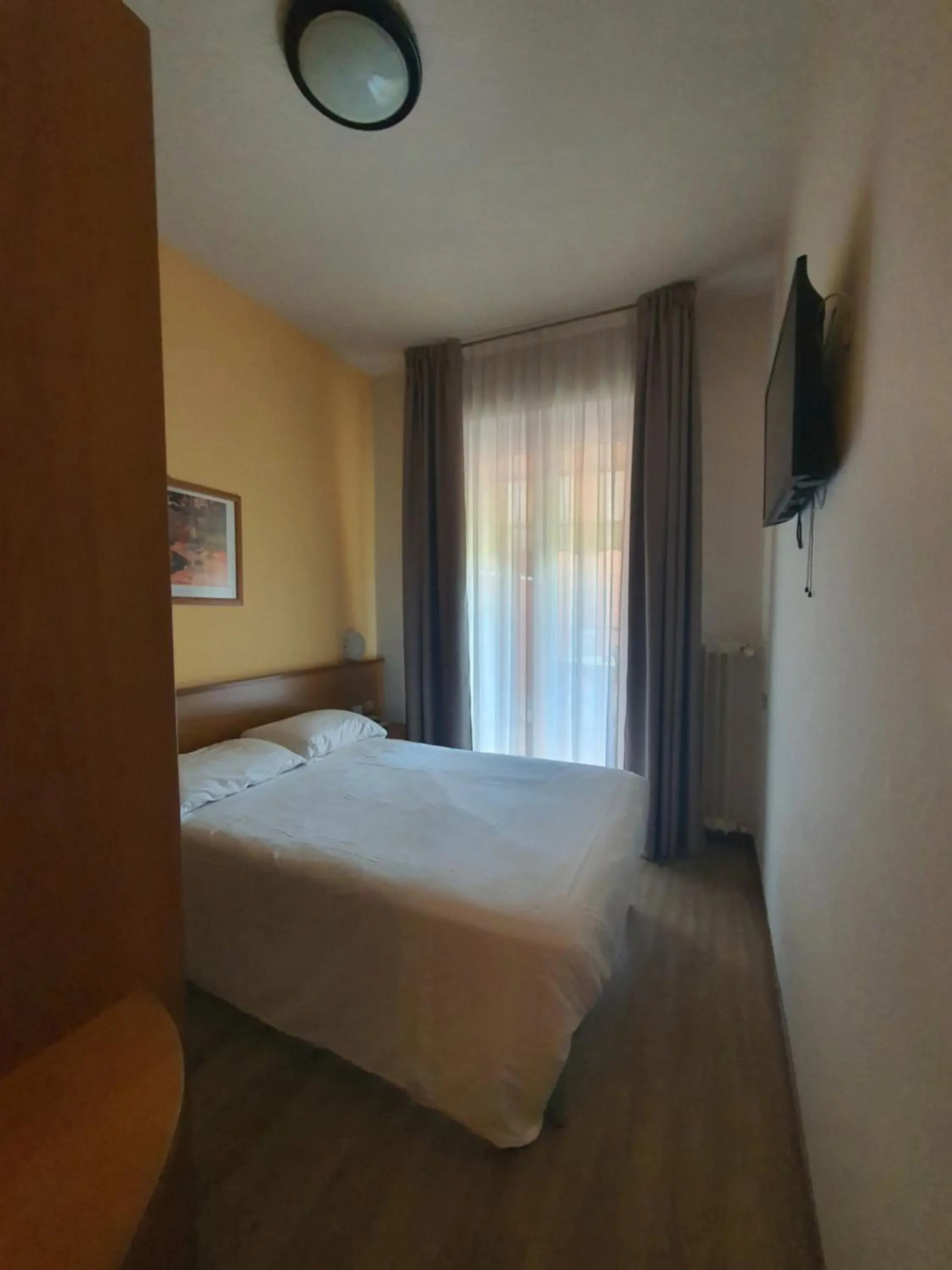 Bedroom, Bed in Aries Bedroom, Bed in Aries