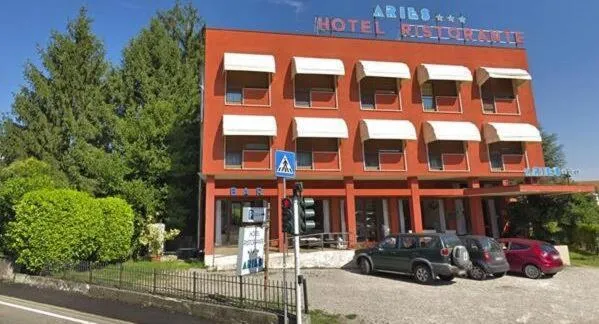 Property building in Aries