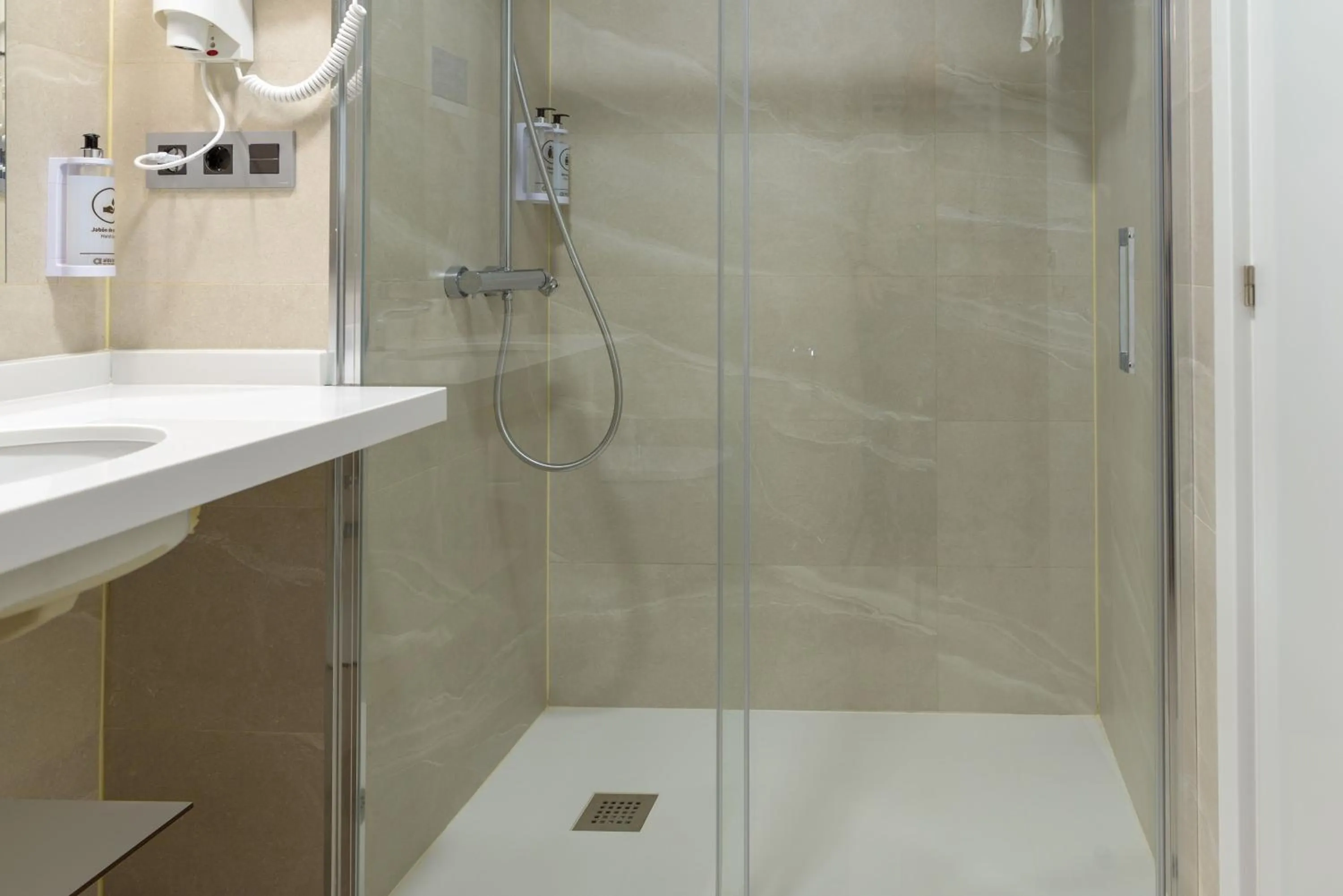 Bathroom in Hotel Alda Ciudad de Toro