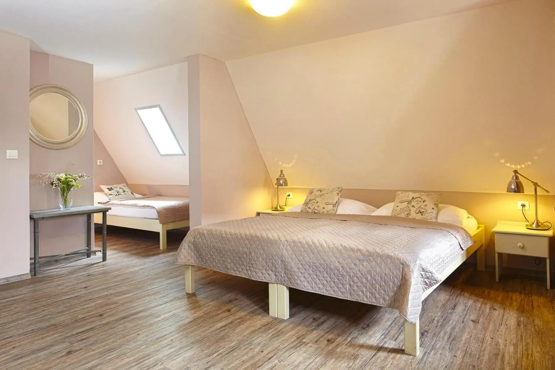 Deluxe Quadruple Room - single occupancy in Penzion Kostnický dům Deluxe Quadruple Room - single occupancy in Penzion Kostnický dům