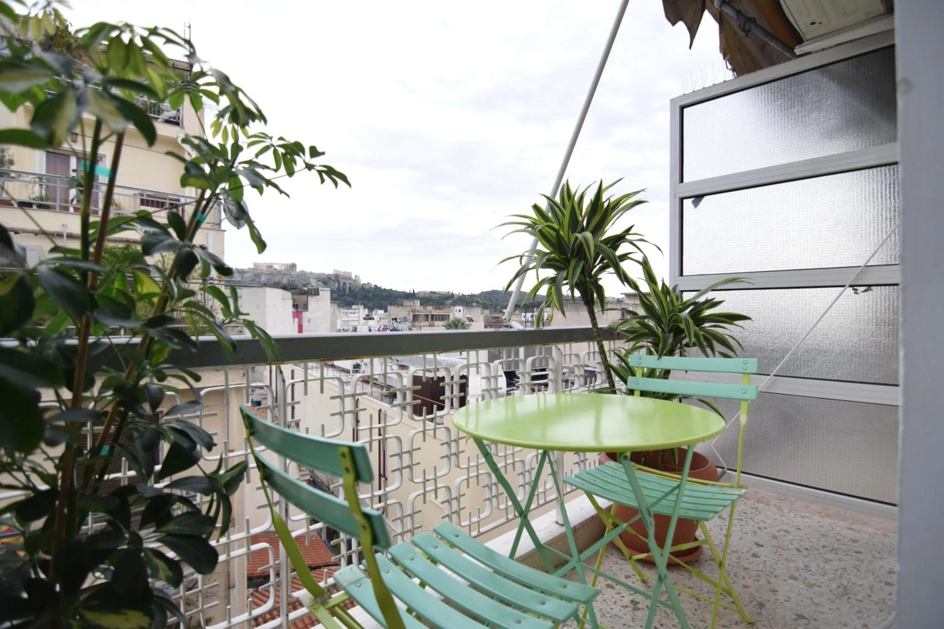 Acropolis View Apartment in Central Athens! SQ1