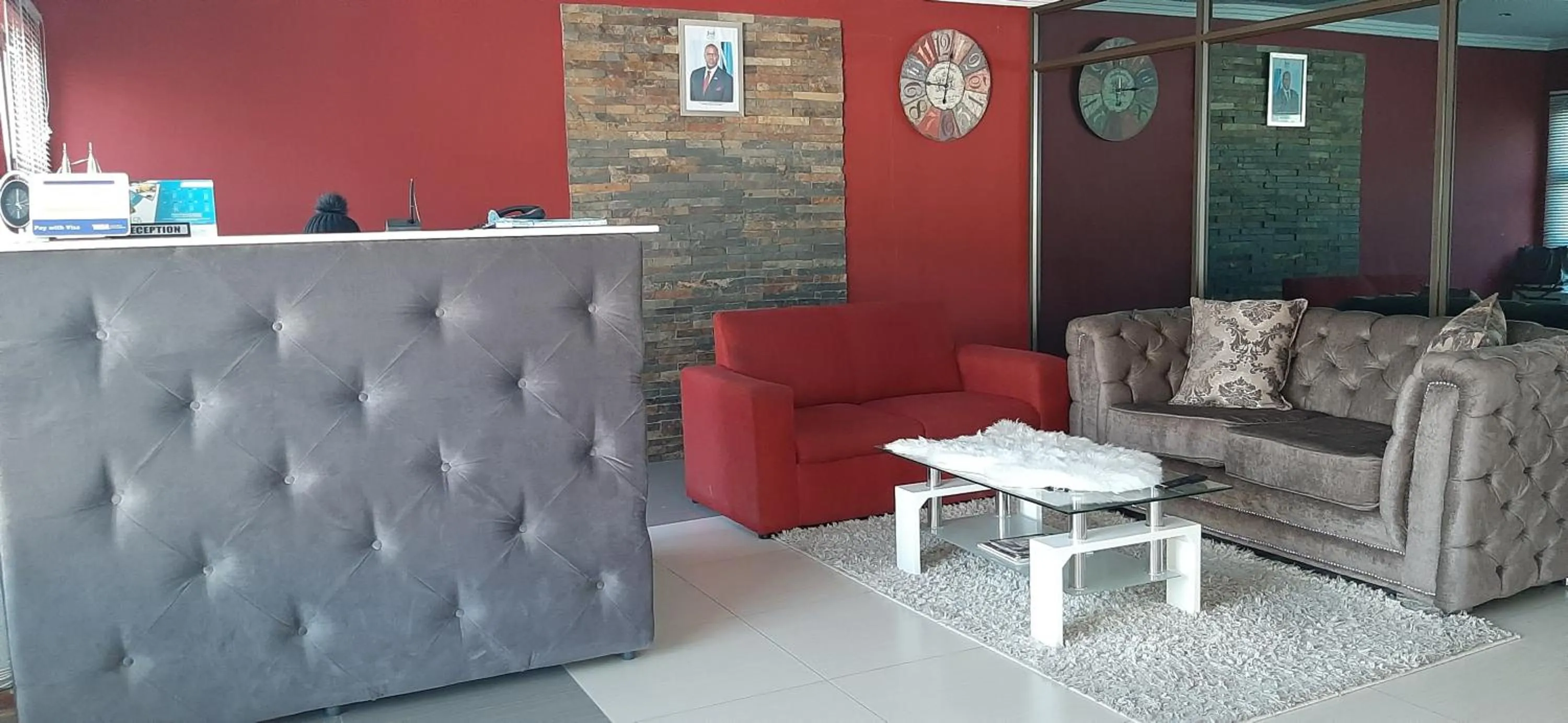 Facade/entrance in The New Mall Guesthouse