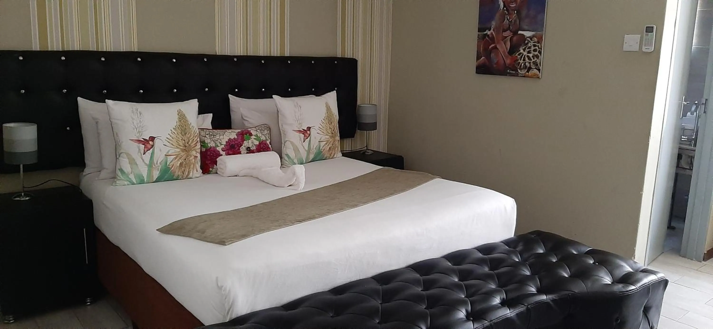 Photo of the whole room in The New Mall Guesthouse