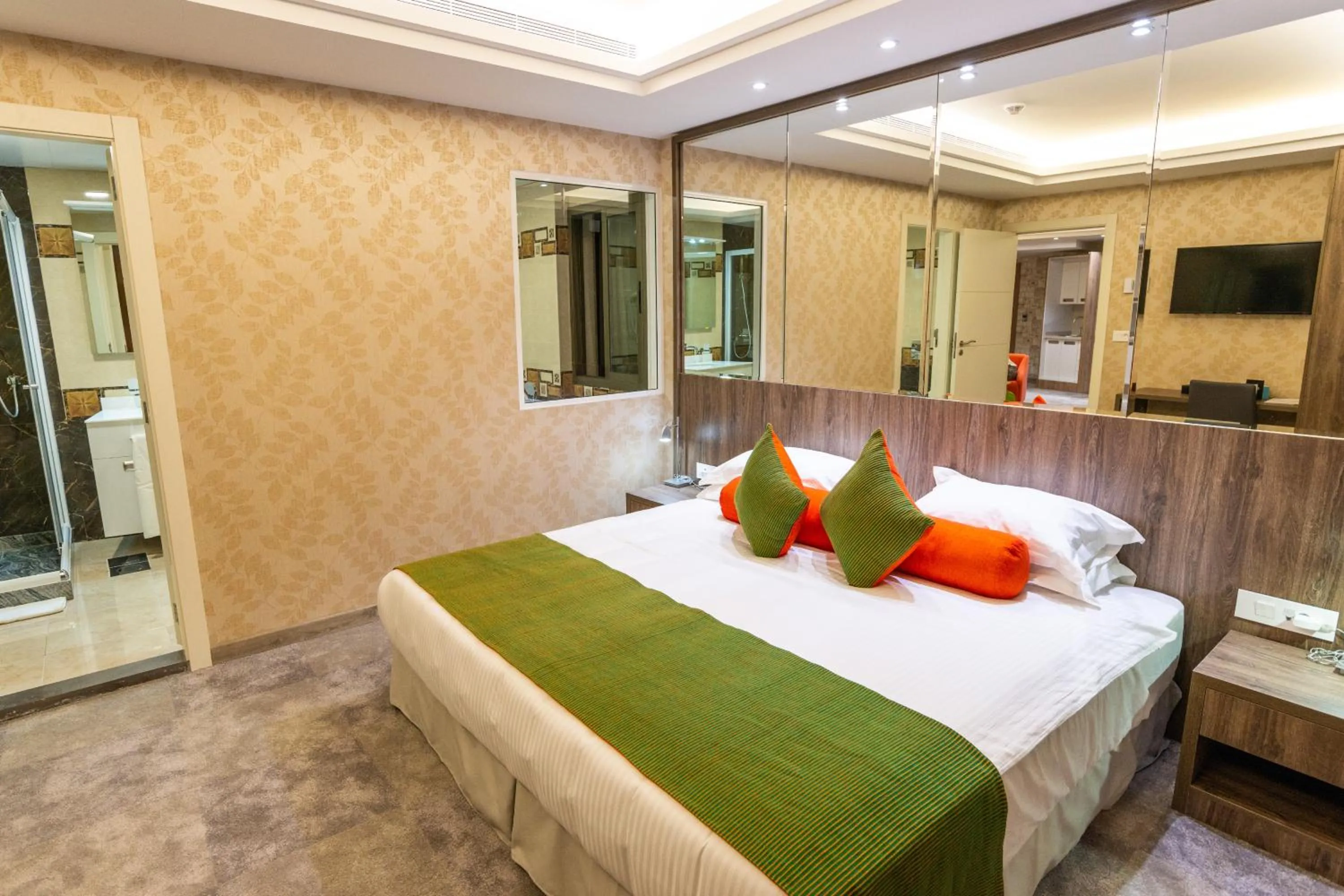 Bed in Maximus Hotel Byblos