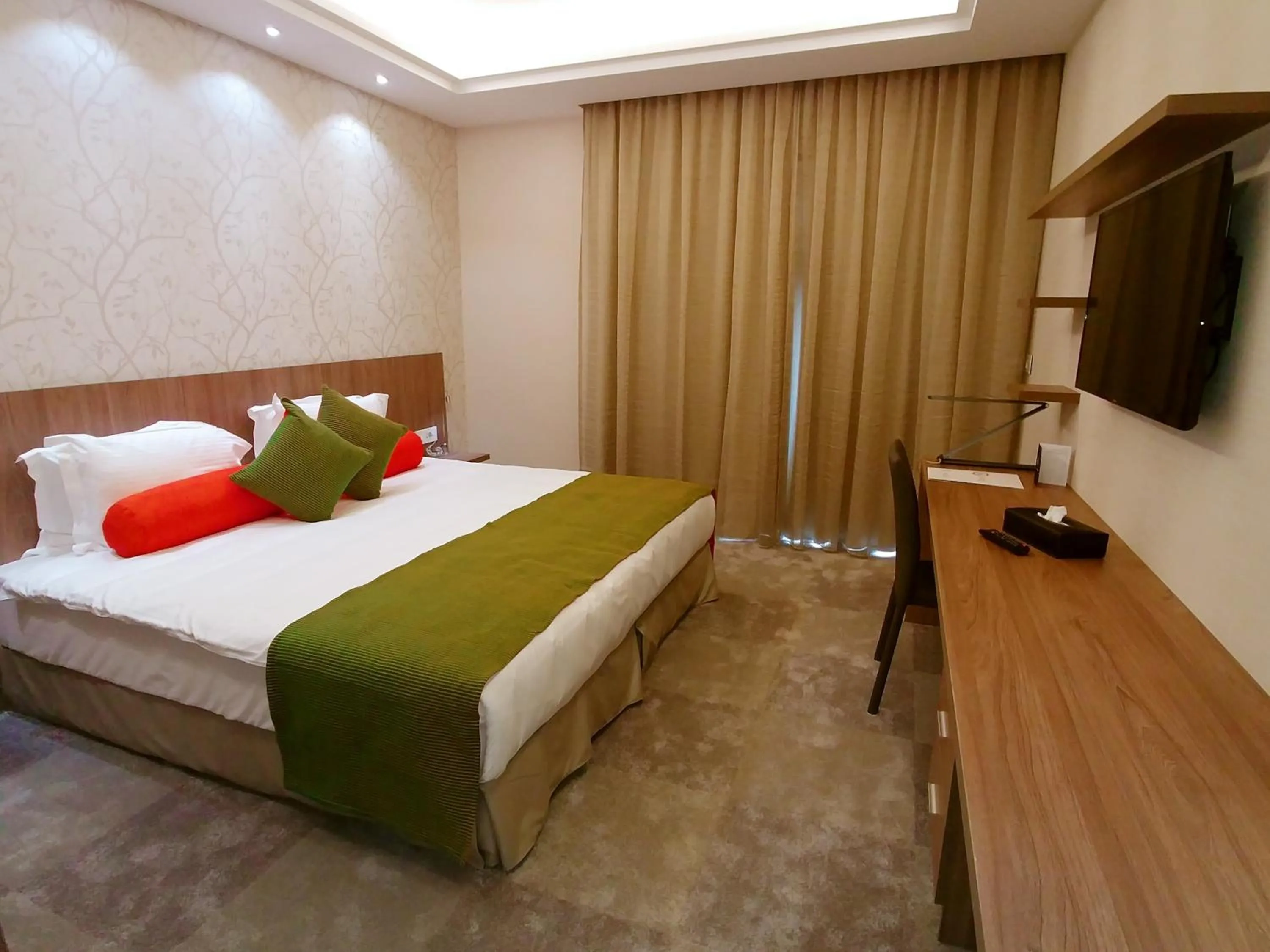 Bed in Maximus Hotel Byblos