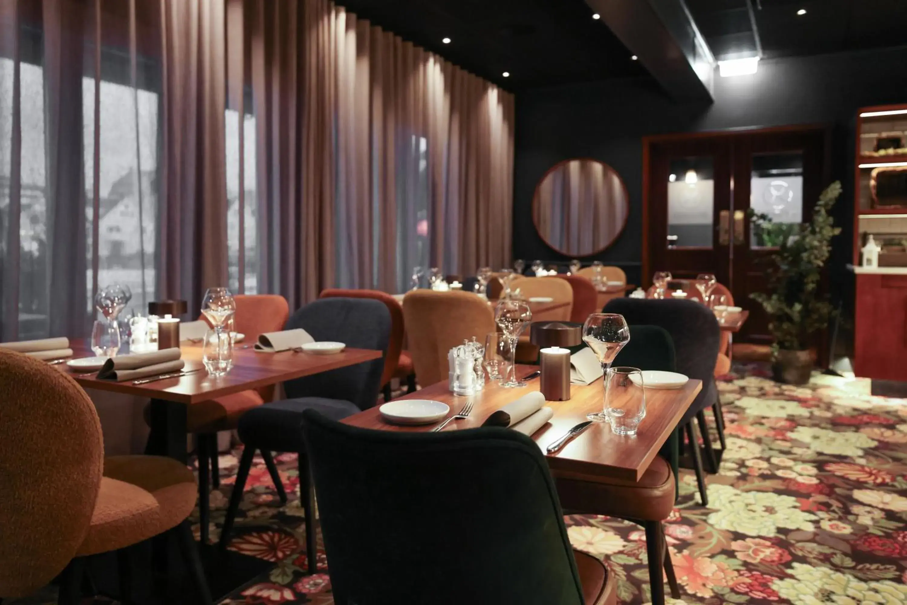 Restaurant/places to eat in Quality Hotel Florø Restaurant/places to eat in Quality Hotel Florø