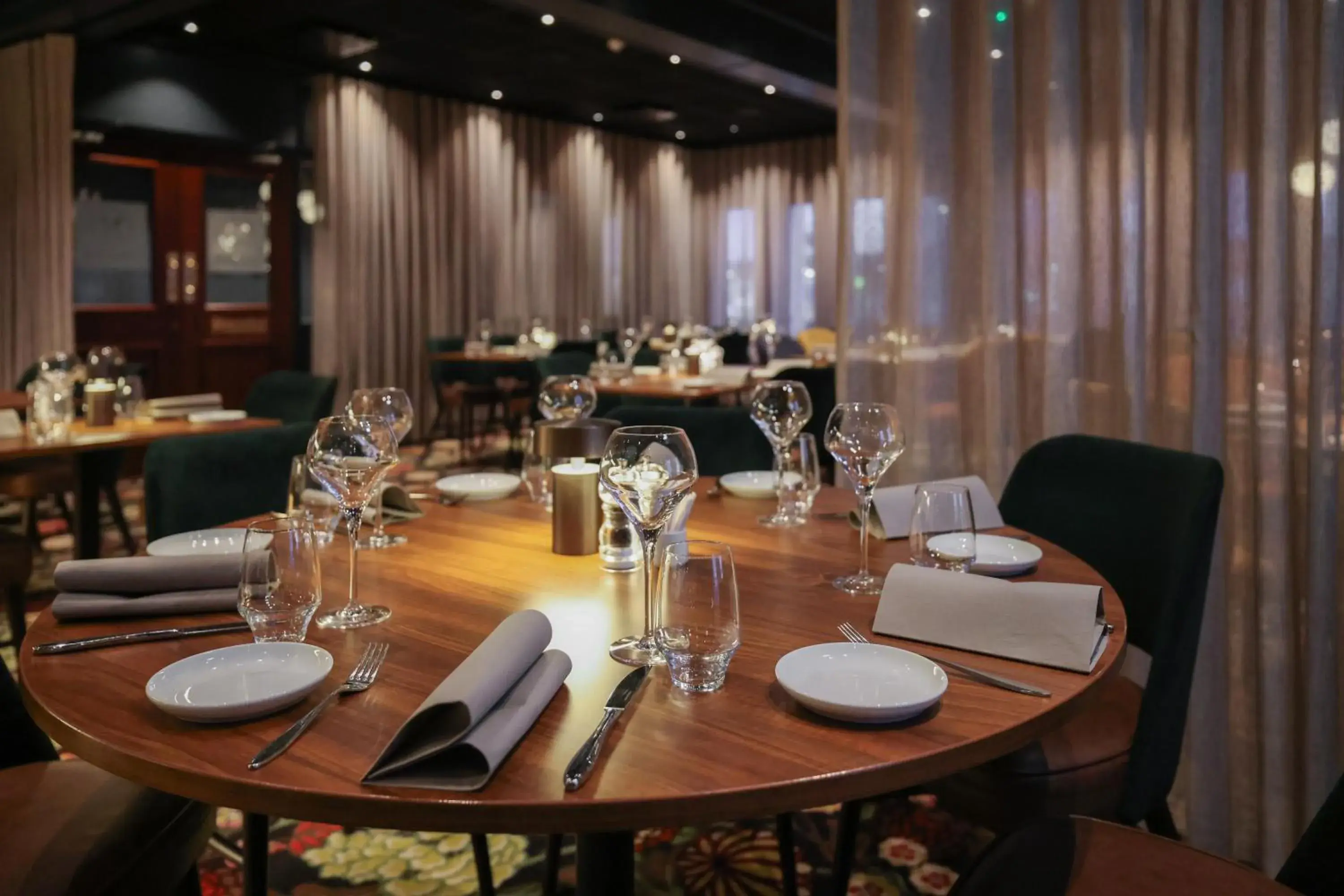 Restaurant/places to eat in Quality Hotel Florø Restaurant/places to eat in Quality Hotel Florø