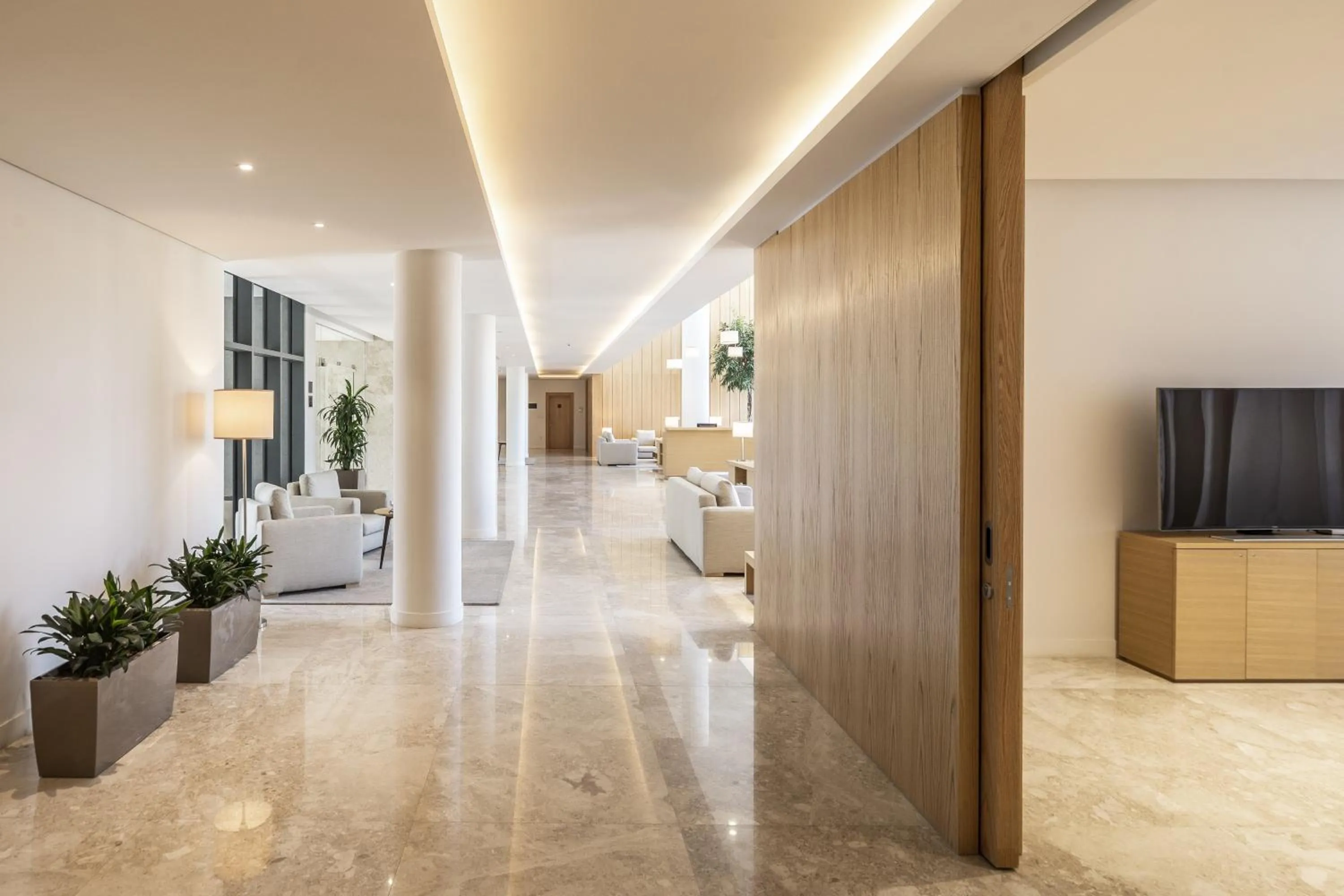 Lobby or reception in Delta Hotel Apartments