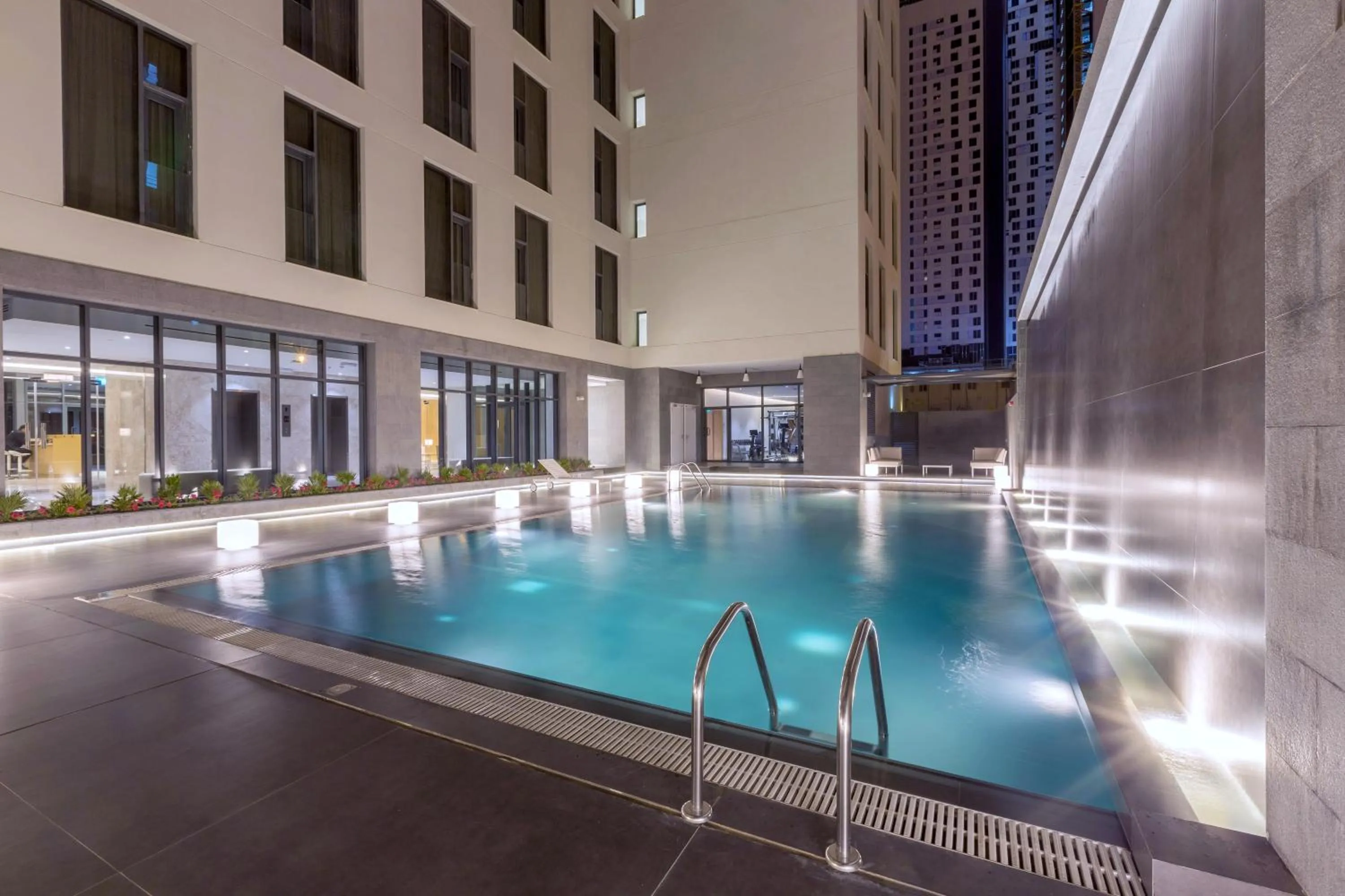 Swimming pool in Delta Hotel Apartments