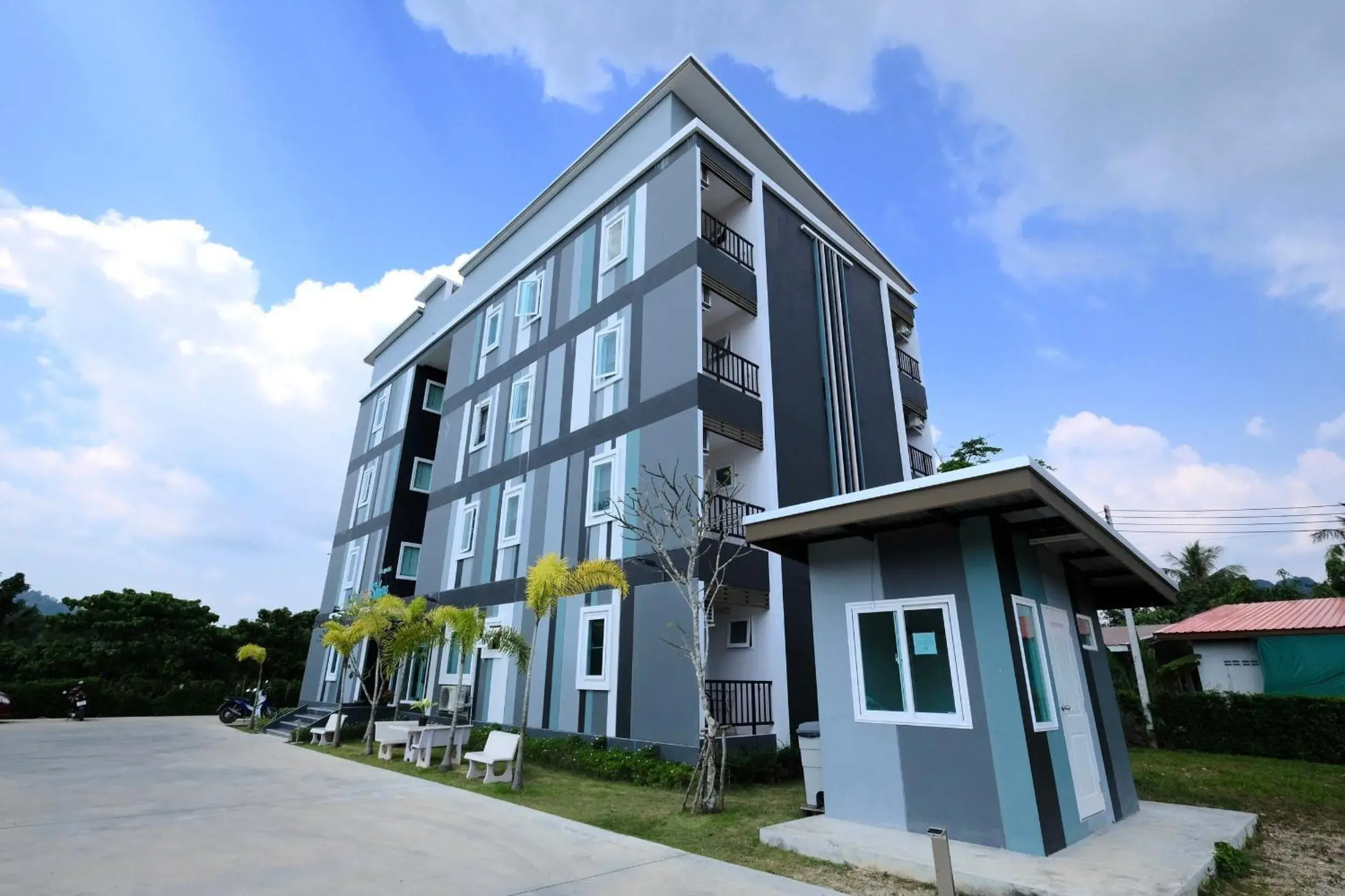 Living at Sphere Apartment Living at Sphere Apartment