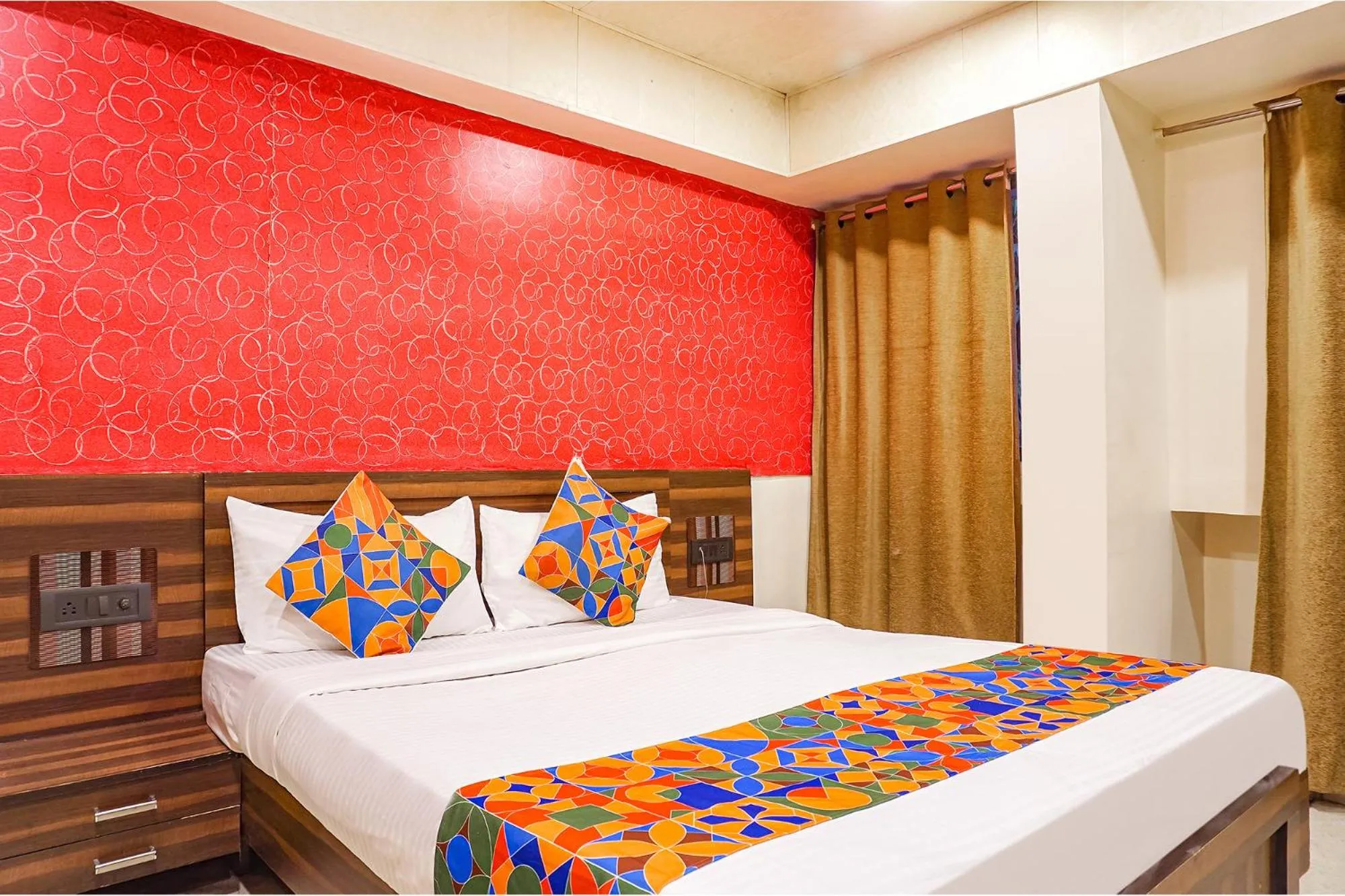 Bed in FabExpress Gargi Executive - Shaniwar wada