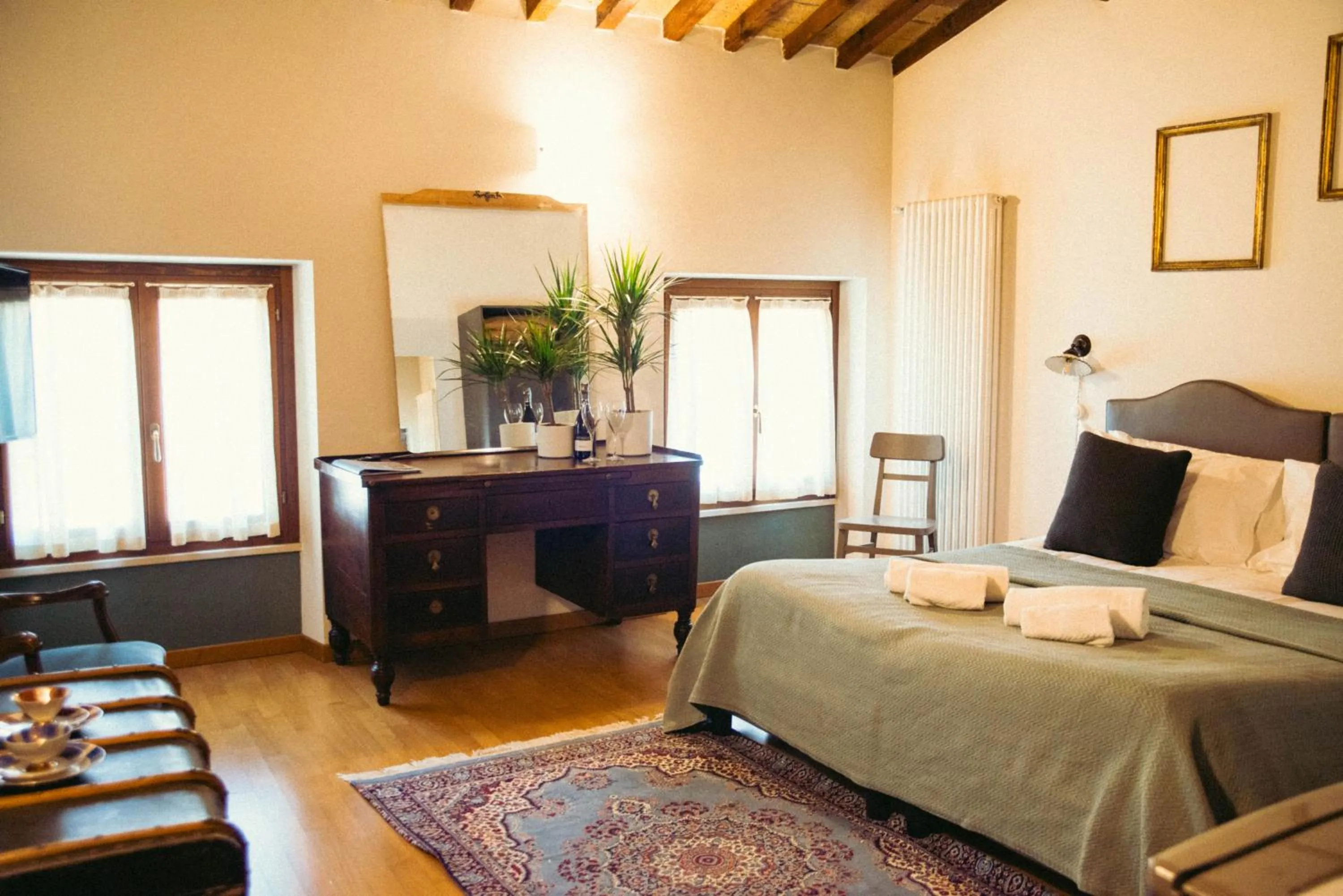 Bed in Pietra di Verona Residenza