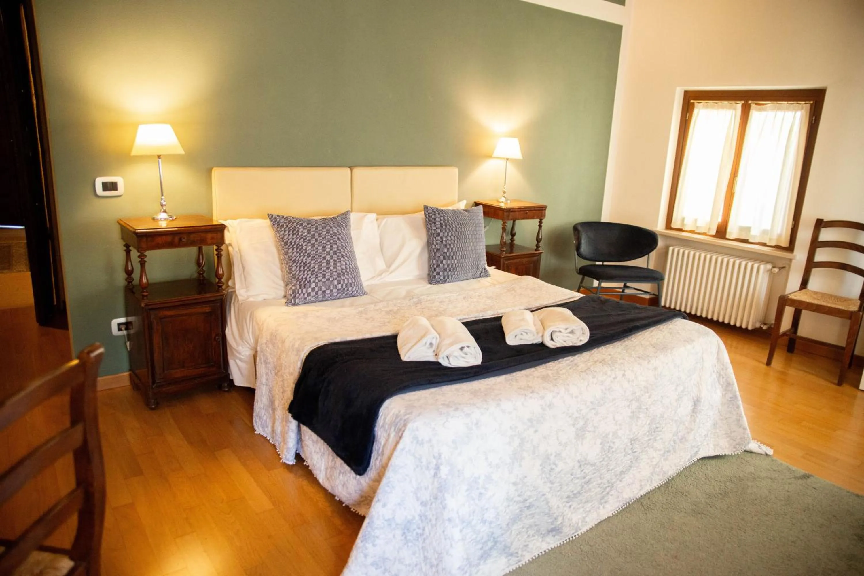 Bed in Pietra di Verona Residenza