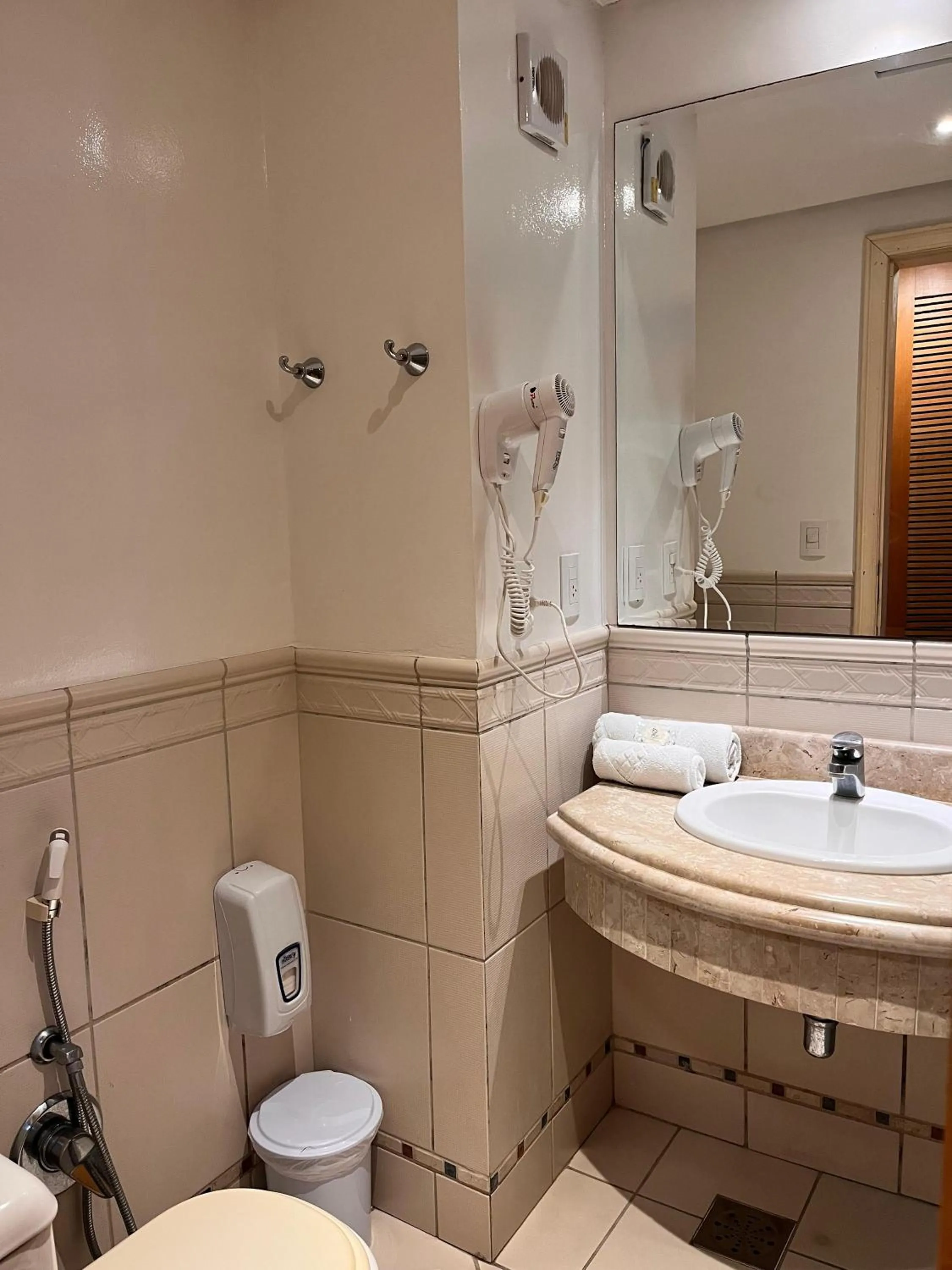 Shower in Hotel Torres da Cachoeira