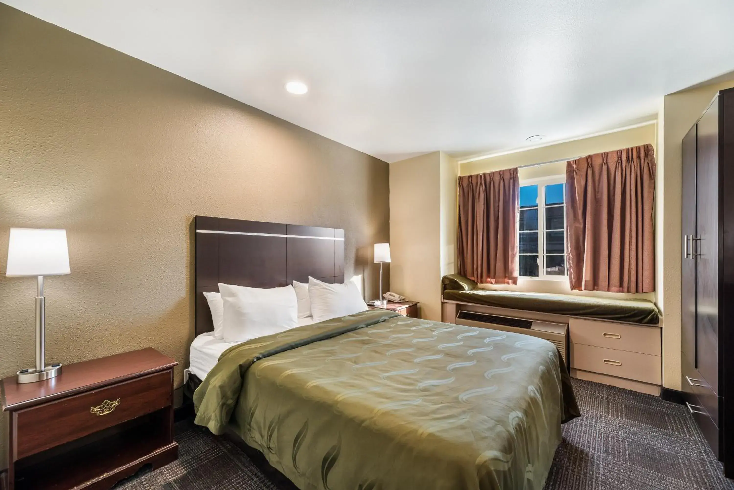 Photo of the whole room, Bed in Quality Inn & Suites near NAS Fallon Photo of the whole room, Bed in Quality Inn & Suites near NAS Fallon