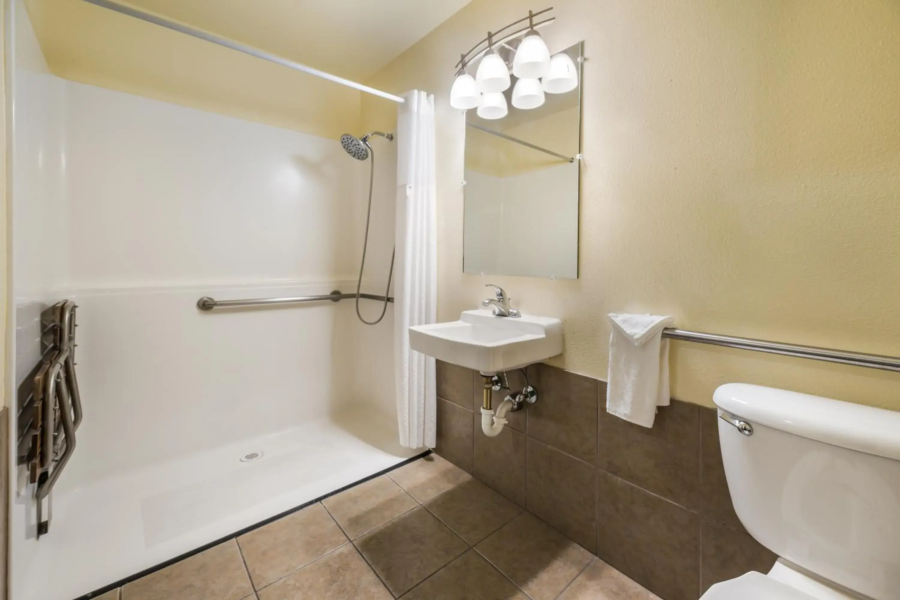 Queen Room with Two Queen Beds - Accessible/Non-Smoking in Quality Inn & Suites near NAS Fallon Queen Room with Two Queen Beds - Accessible/Non-Smoking in Quality Inn & Suites near NAS Fallon