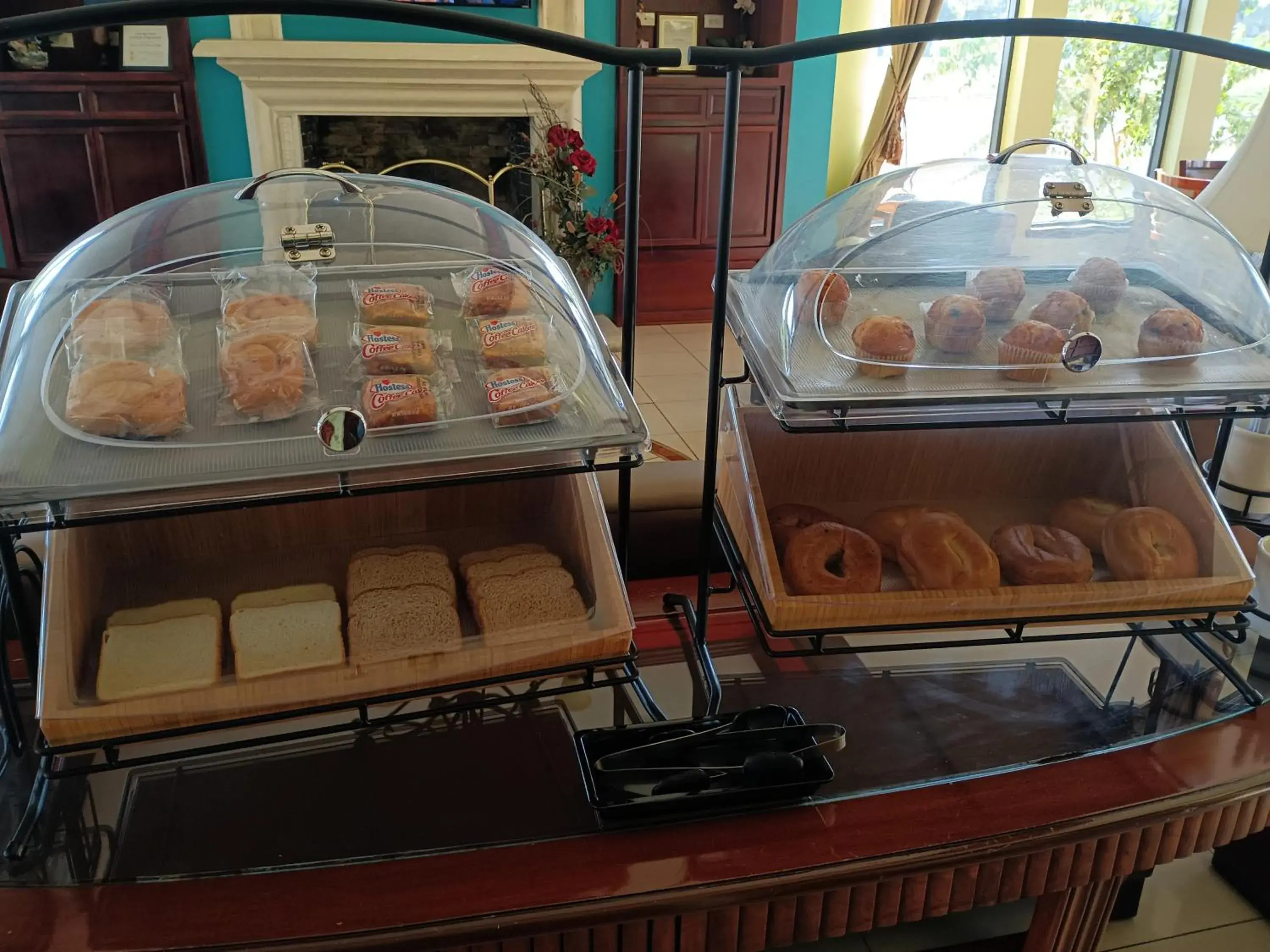 Continental breakfast in Americas Best Value Inn & Suites-Alvin/Houston Continental breakfast in Americas Best Value Inn & Suites-Alvin/Houston