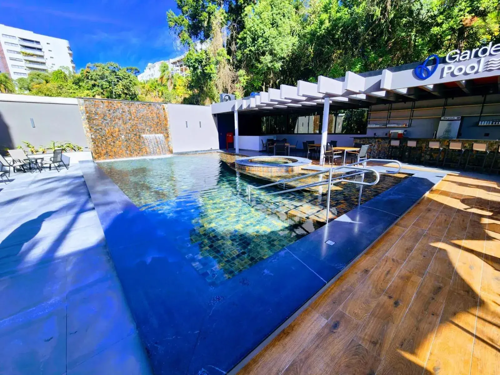 Swimming pool in Minas Garden Hotel Swimming pool in Minas Garden Hotel