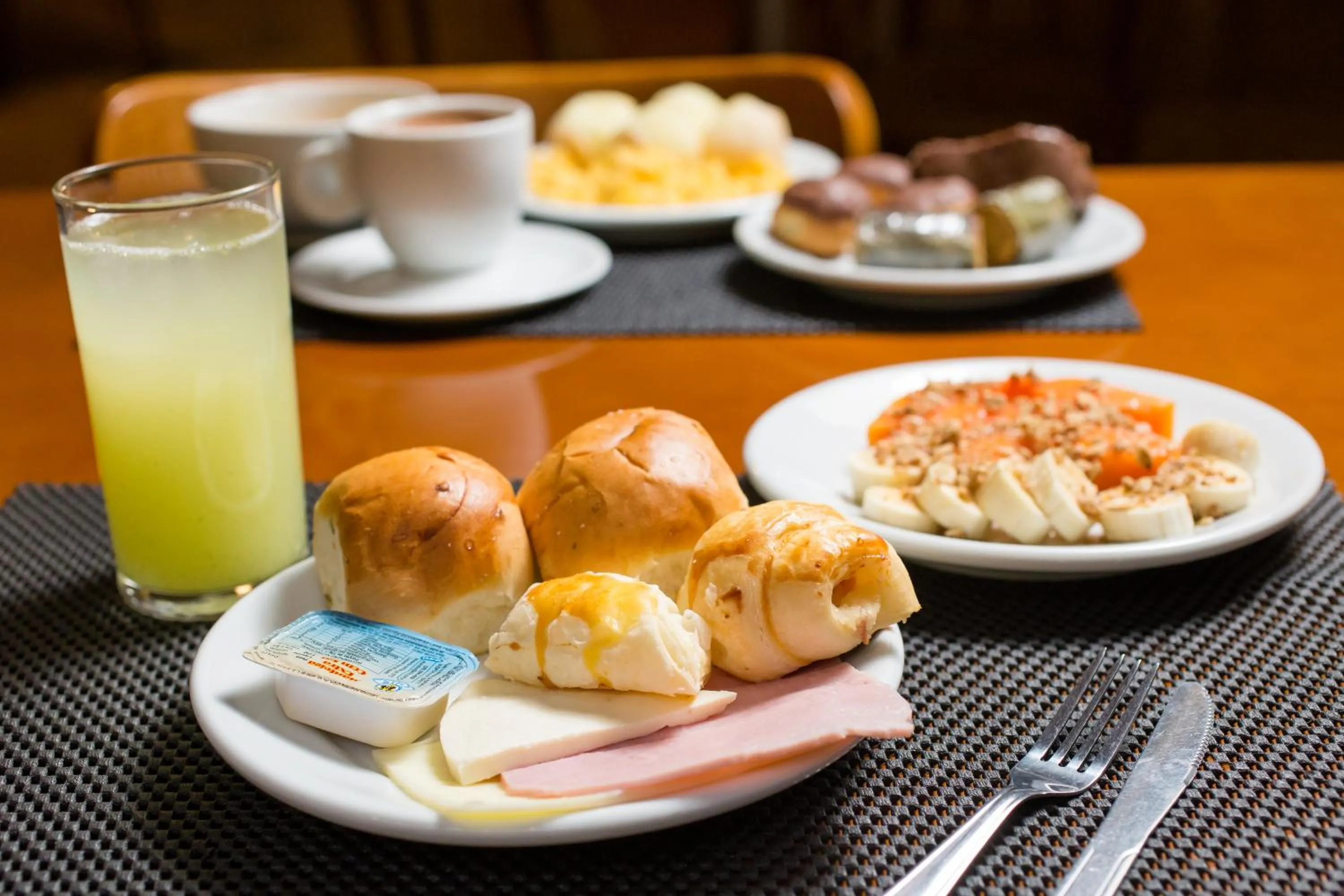 Continental breakfast in Minas Garden Hotel