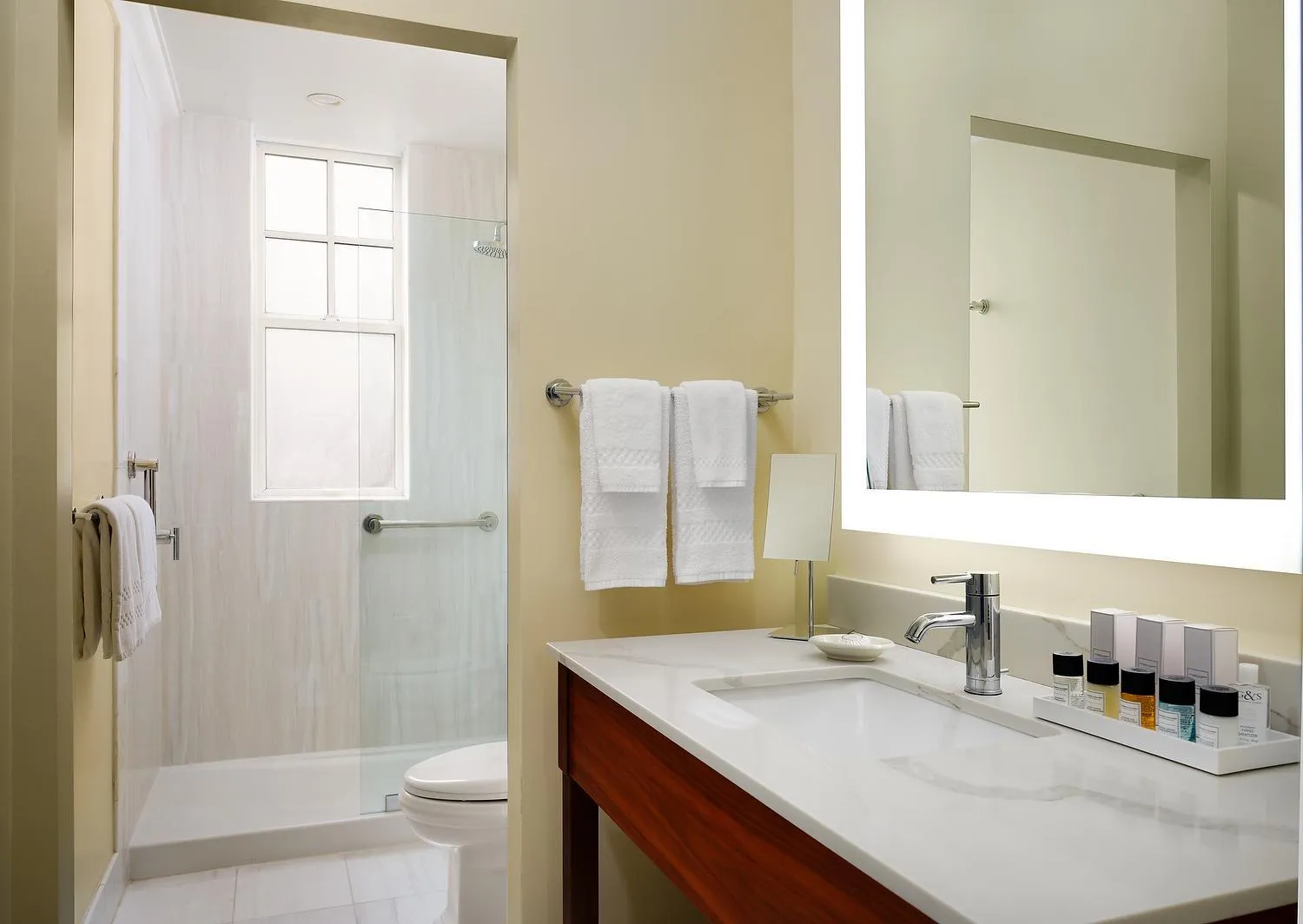 Grande Colonial La Jolla