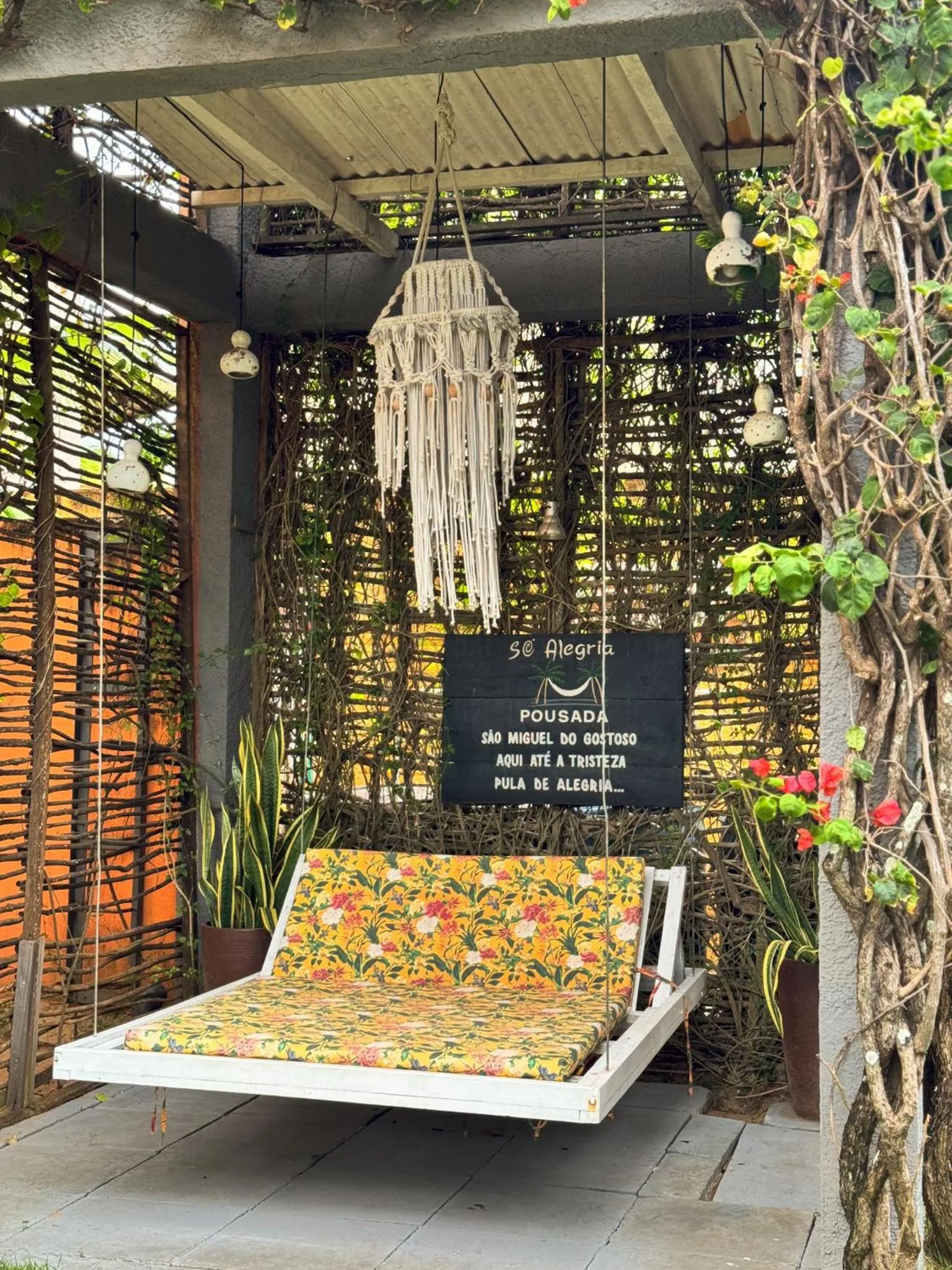 Property building in Pousada Só Alegria