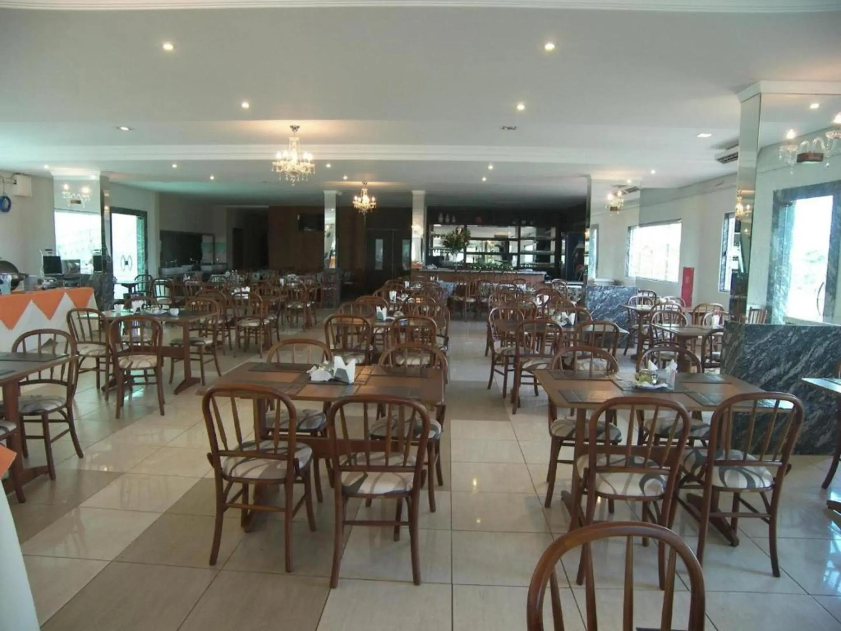 Restaurant/places to eat in Verdes Vales Lazer Hotel Restaurant/places to eat in Verdes Vales Lazer Hotel