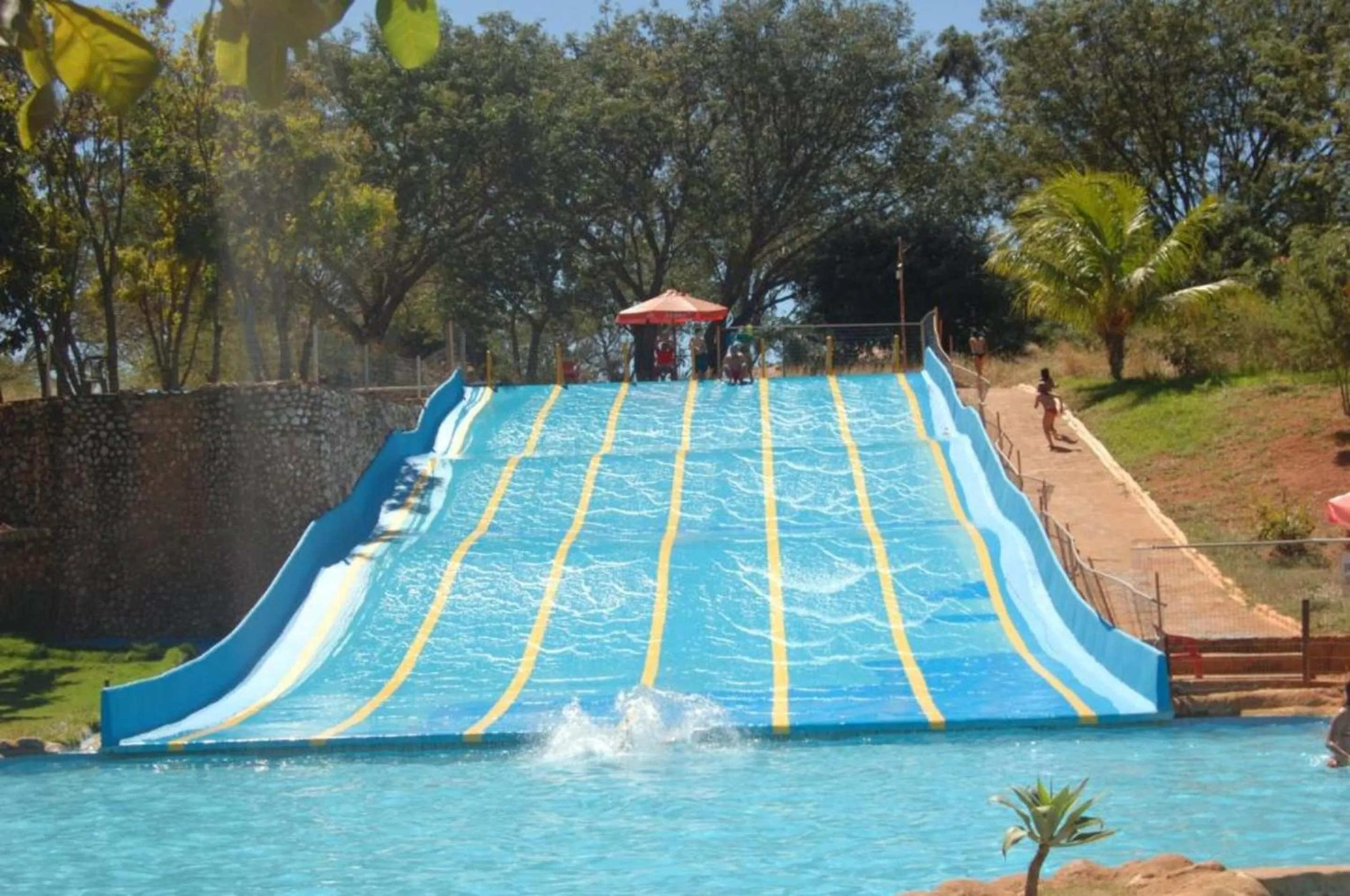 Day in Verdes Vales Lazer Hotel