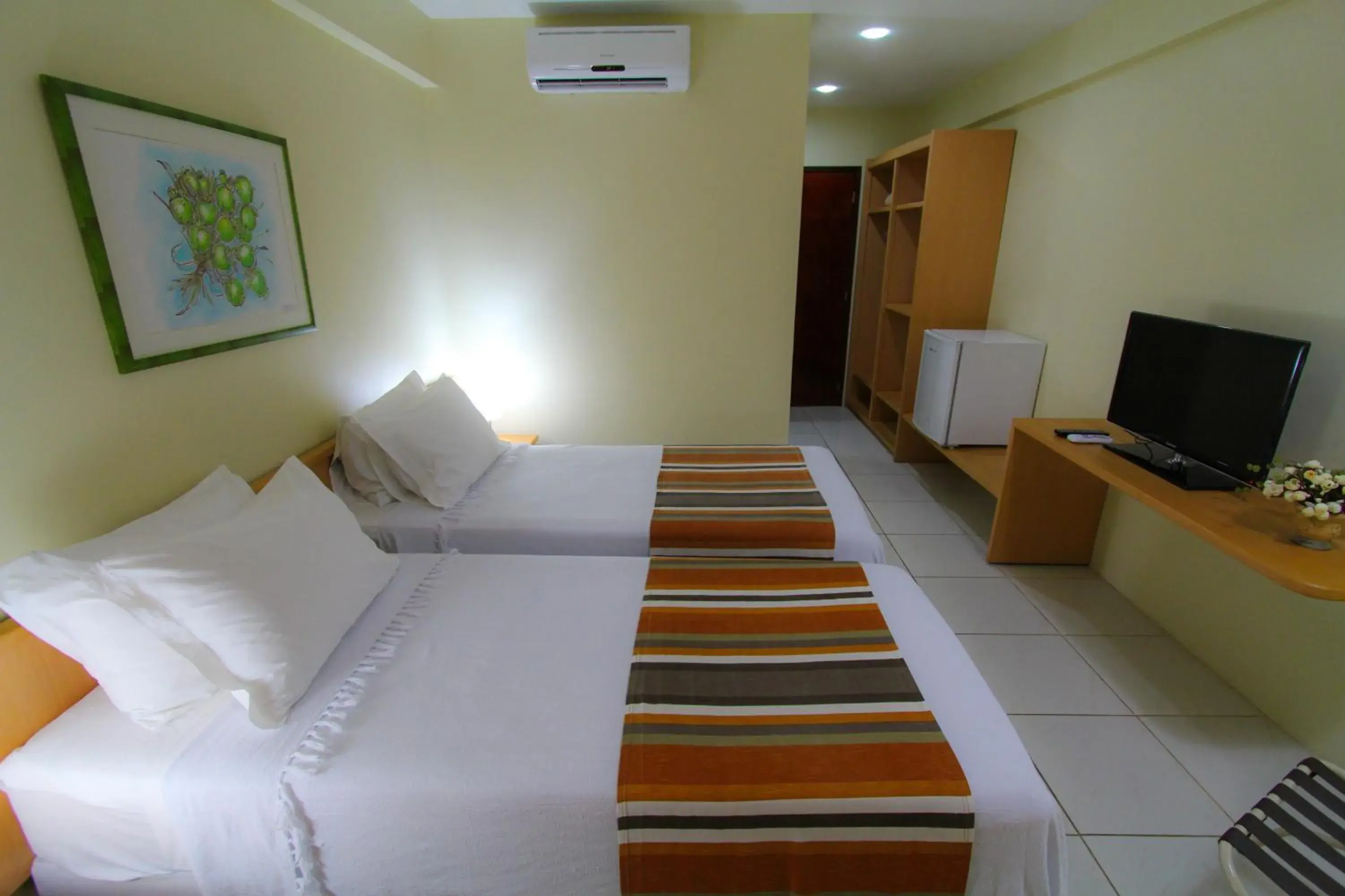 Bedroom, Bed in Orange Praia Hotel Bedroom, Bed in Orange Praia Hotel