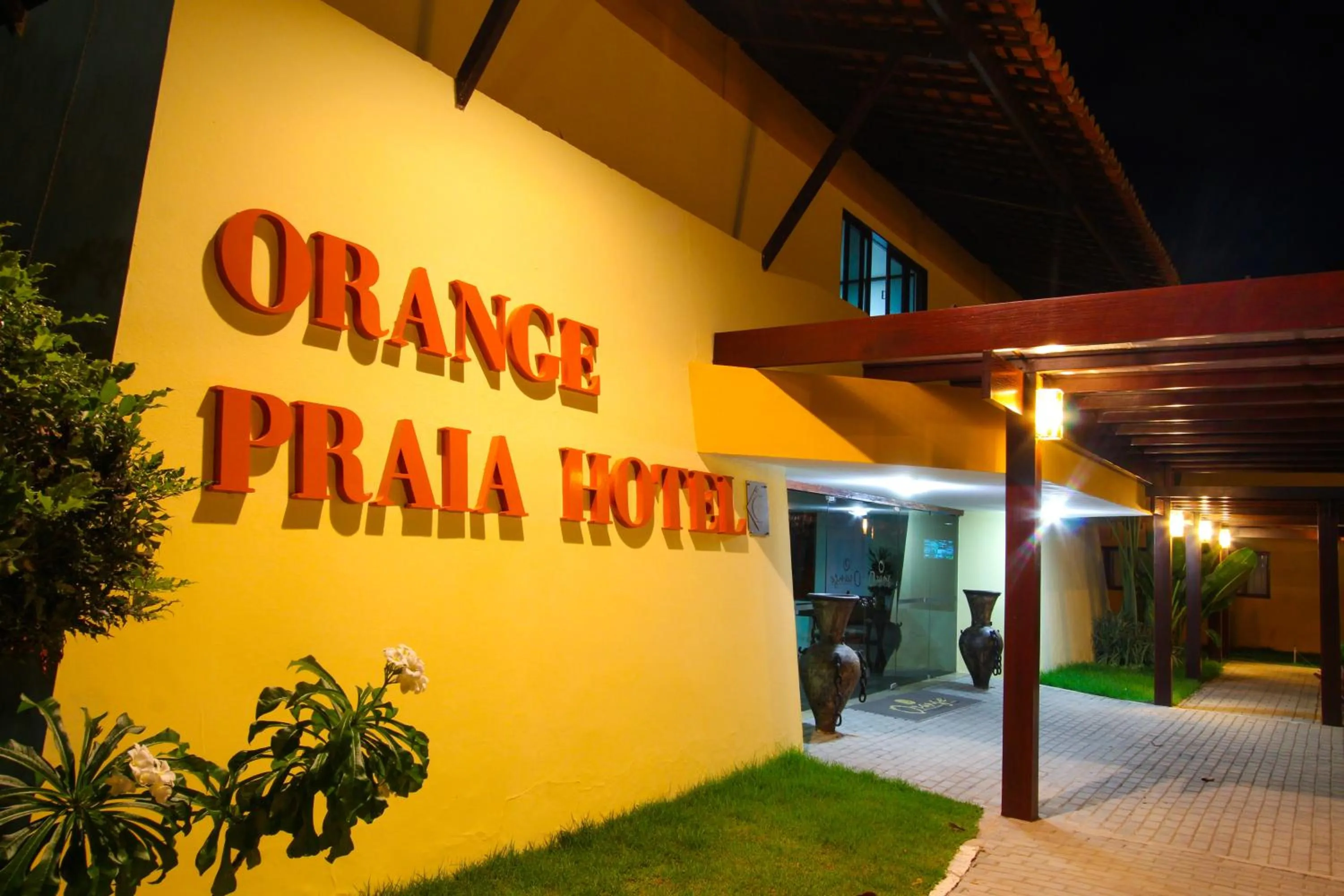 Facade/entrance in Orange Praia Hotel
