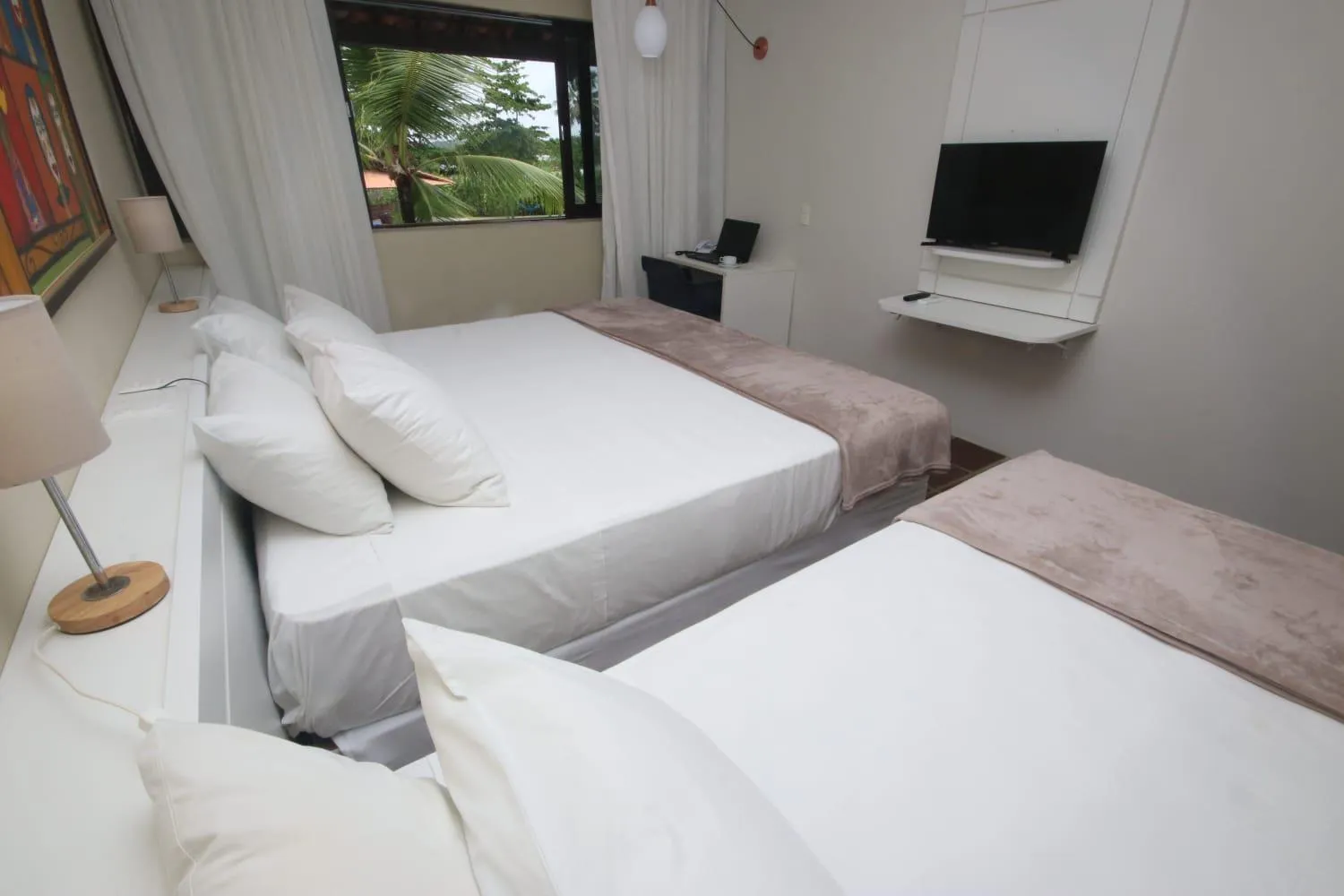 Bedroom, Bed in Orange Praia Hotel