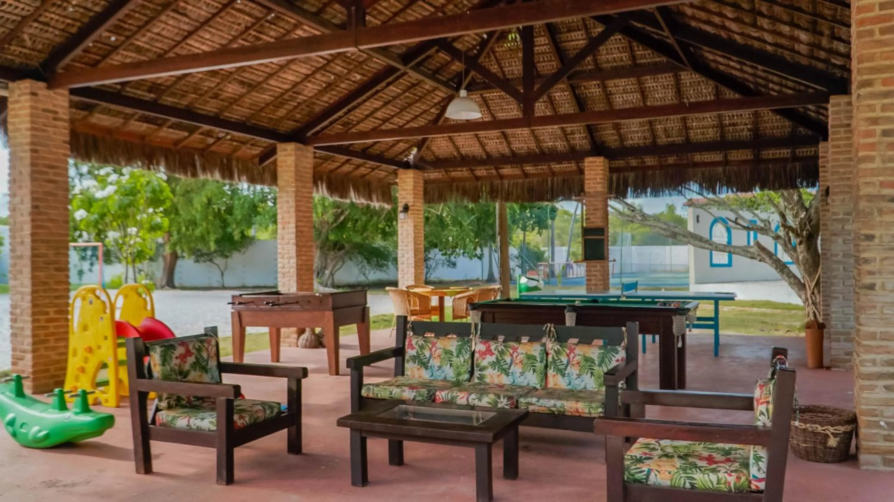 Billiard in Orange Praia Hotel