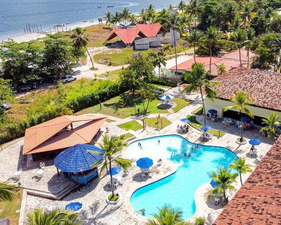 Swimming pool in Orange Praia Hotel