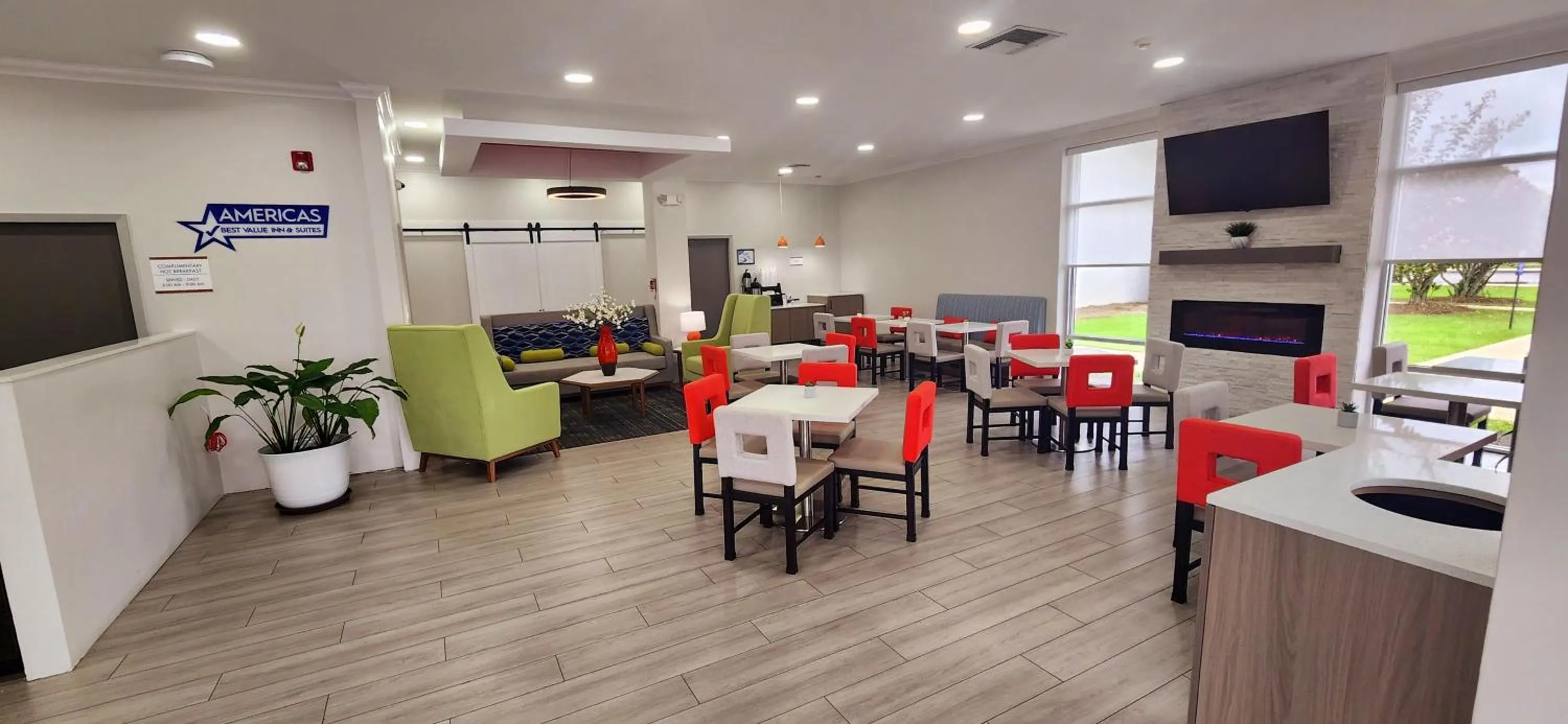Seating area in Americas Best Value Inn & Suites-Foley