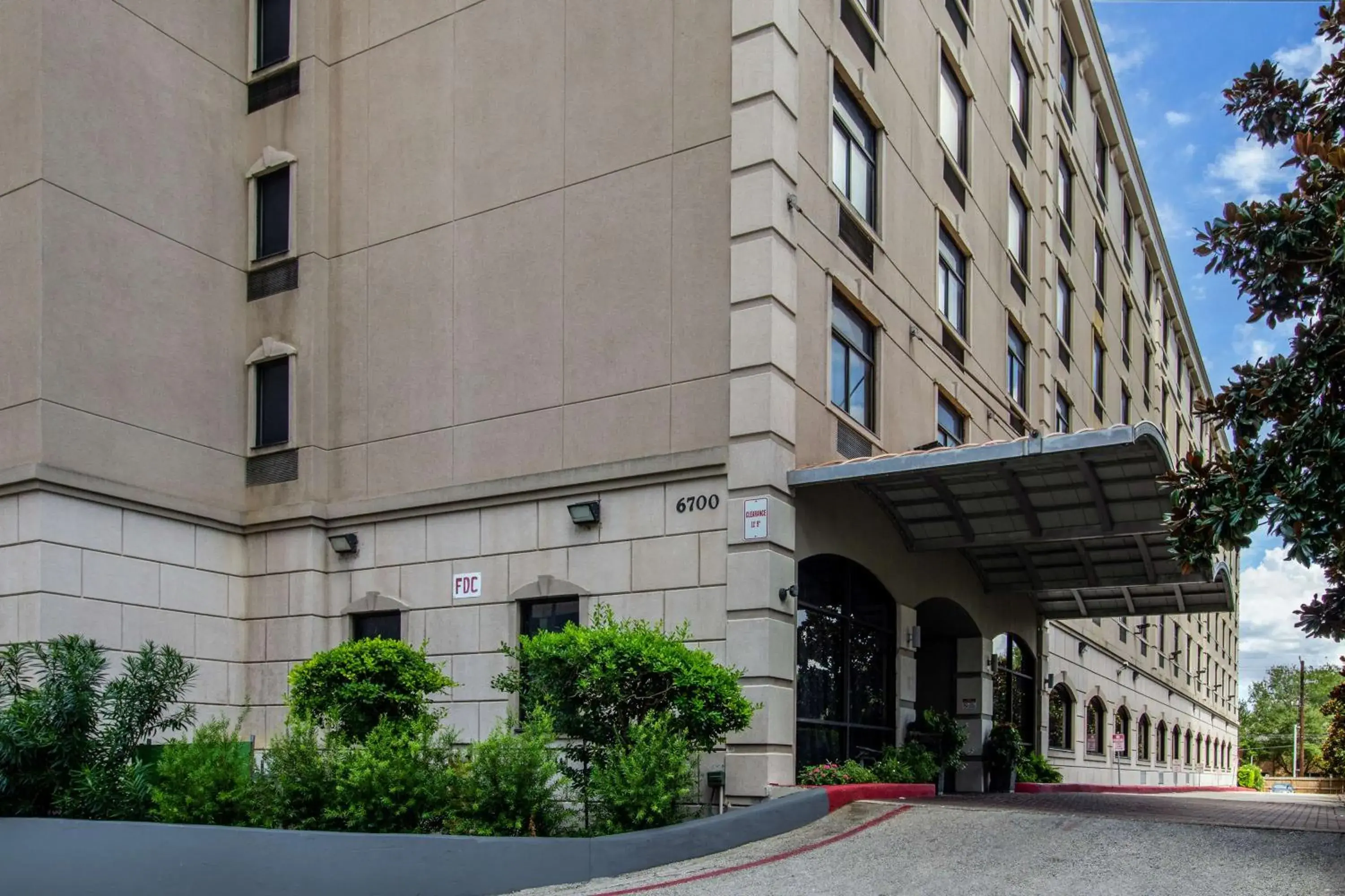 Property building in SureStay Plus Hotel by Best Western Houston Medical Center Property building in SureStay Plus Hotel by Best Western Houston Medical Center