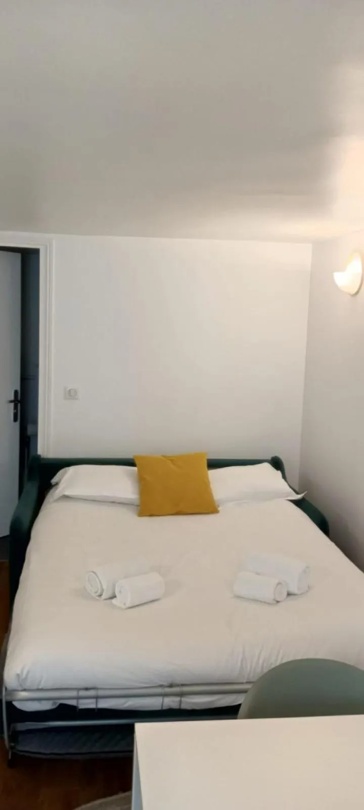 Bed in Bridgestreet Le Marais - les halles - Republique