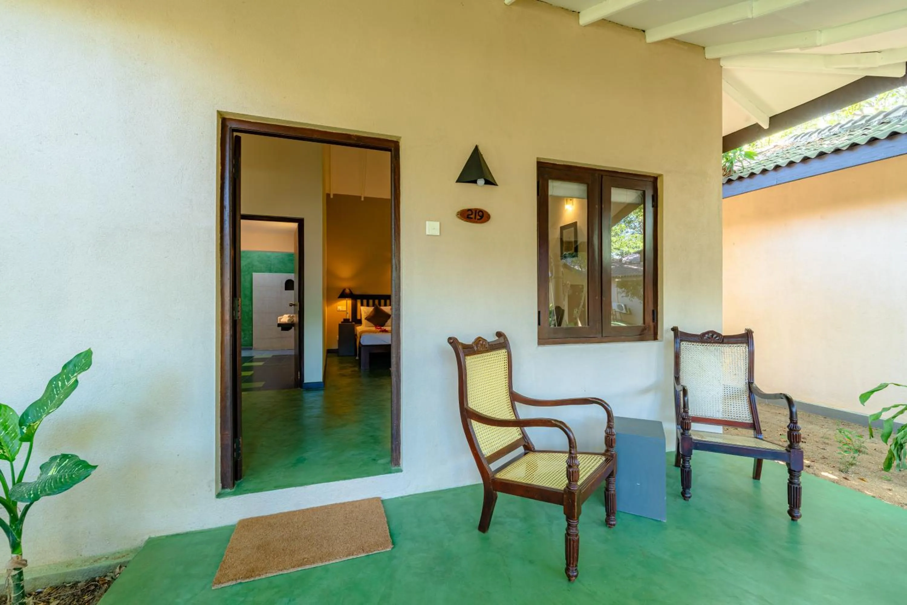 Patio in Kassapa Lions Rock