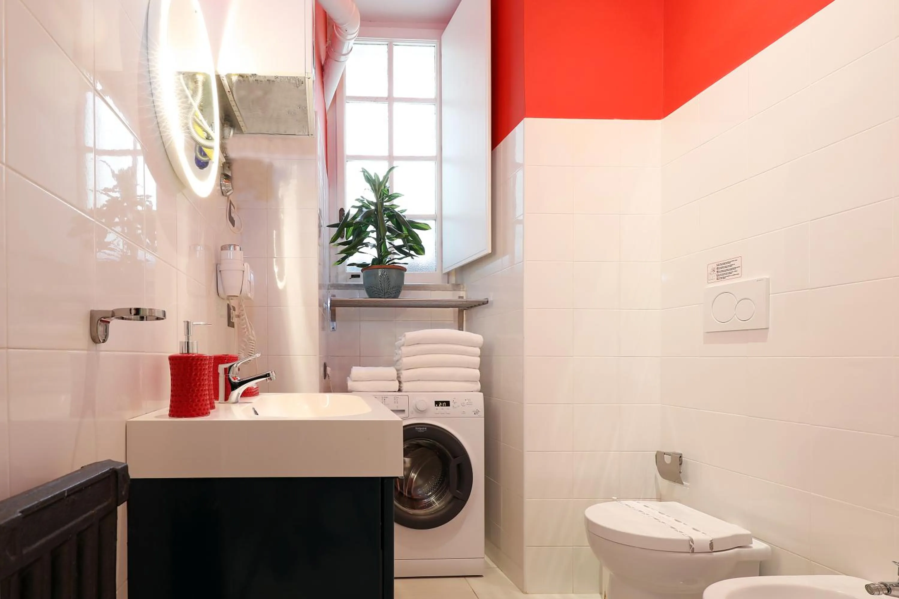 Toilet in Grand Tour Rome Apartment - Liberty Collection