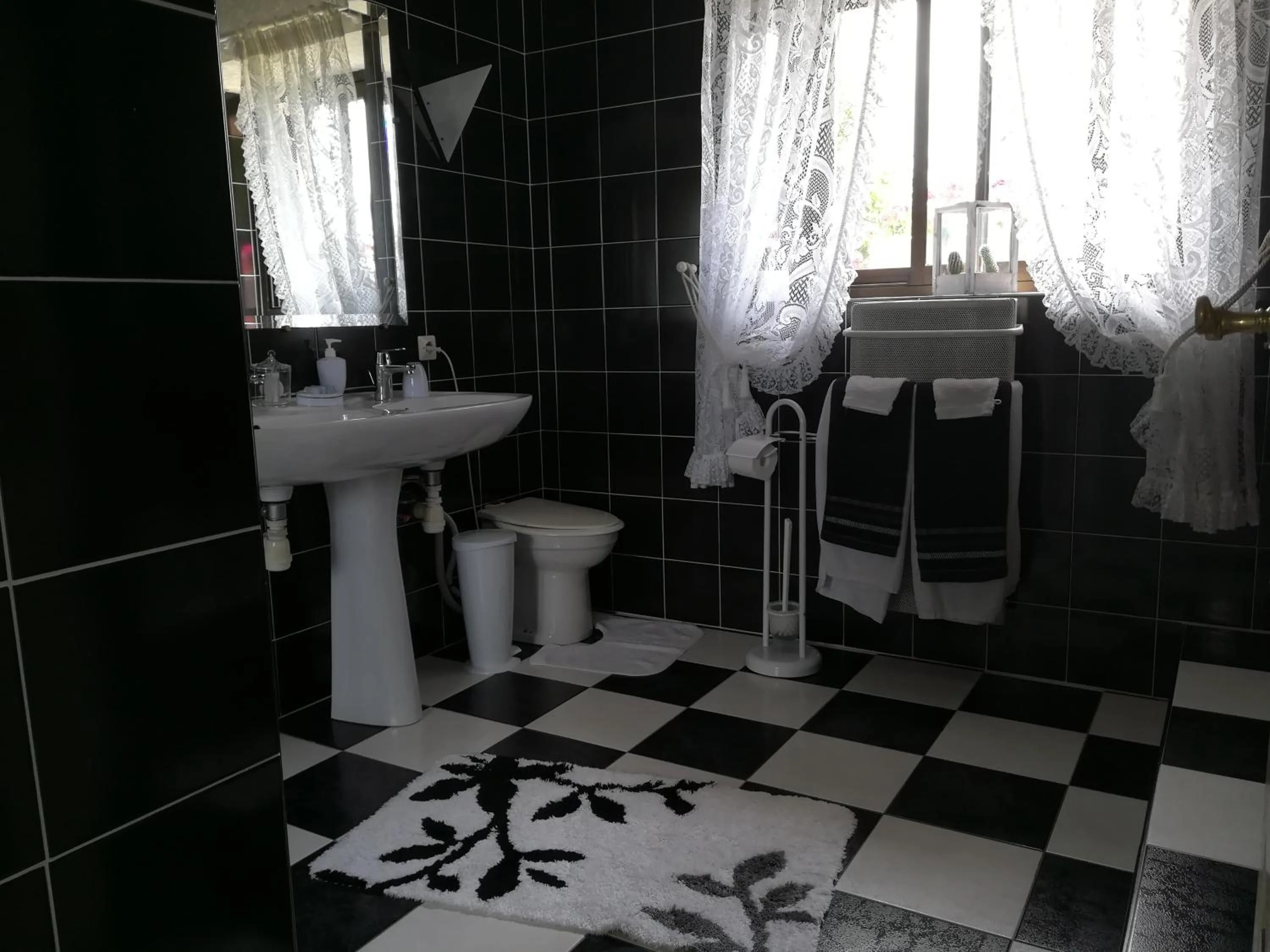 Bathroom in Chez Herveline Le Fer - Chambres et table d'hôtes