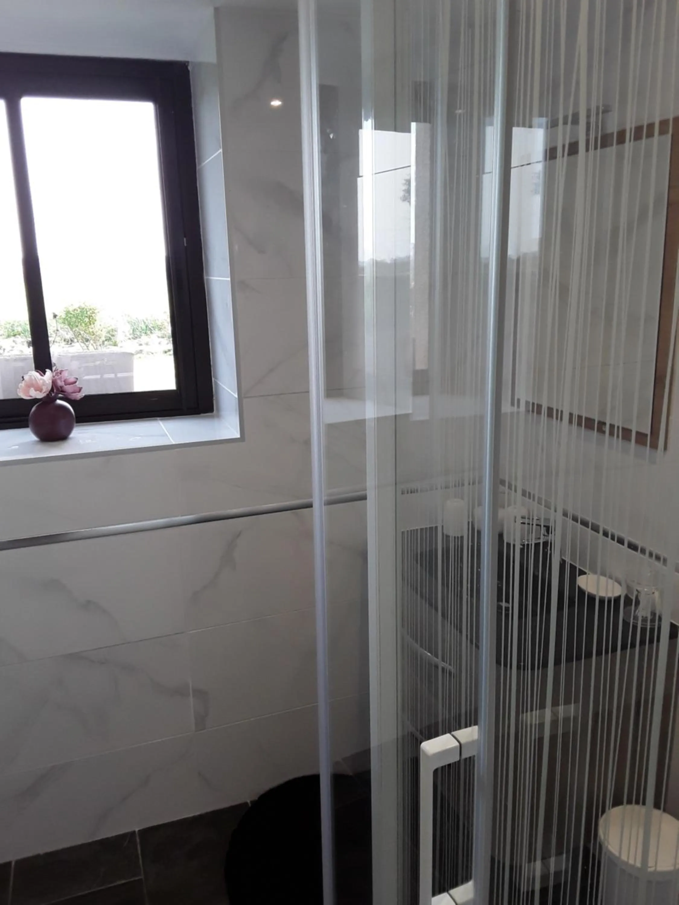 Bathroom in Chez Herveline Le Fer - Chambres et table d'hôtes